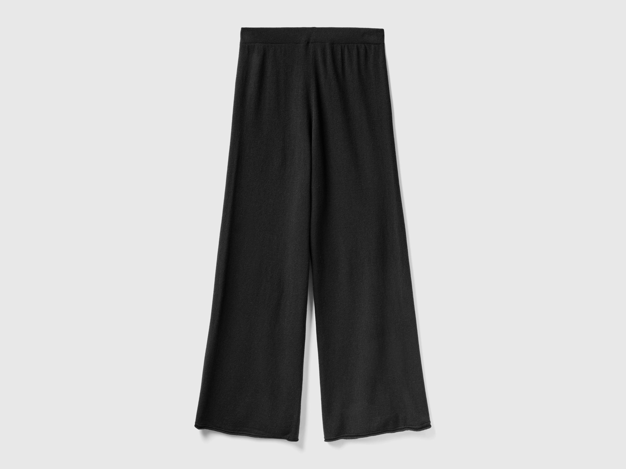 ูููุงูุชุฏ ููููุฑุฒ ุงูู ุจูููุชูู ุจูุทููู ูุงุณุน ุจููู ูุฑูู
ู ู
ู ุฎููุท ุงููุดู
ูุฑ ูุงูุตูู ูุณุงุฆู