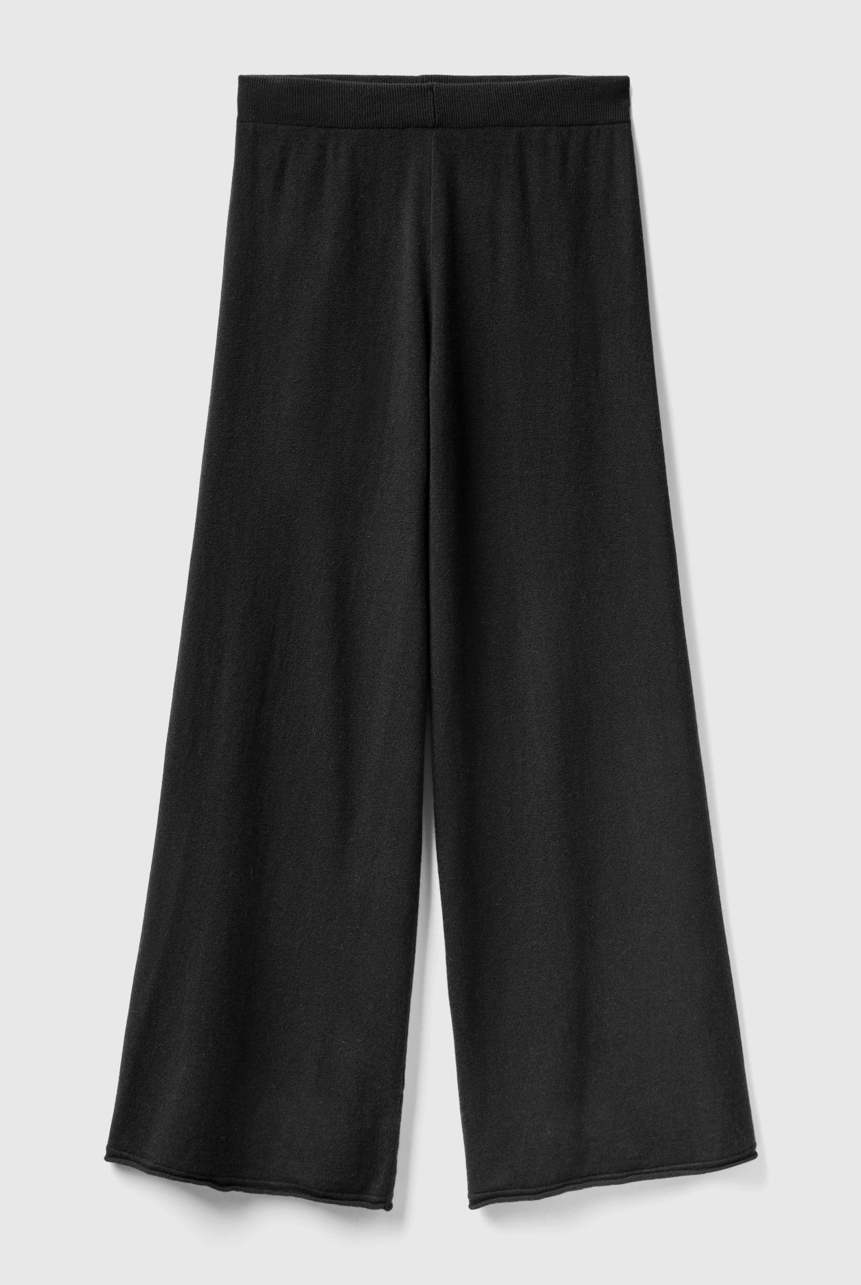 يونايتد كولورز اوف بينيتون بنطلون واسع بلون كريمي من خليط الكشمير والصوف نسائي