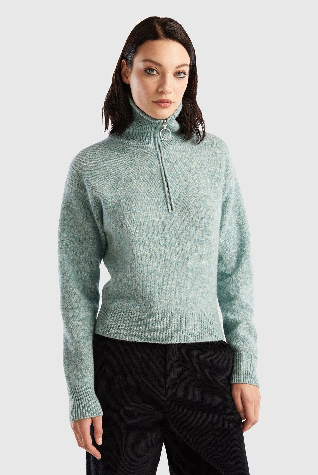 يونايتد كولورز اوف بينيتون بلوفر سادة بسحاب كم طويل نسائي