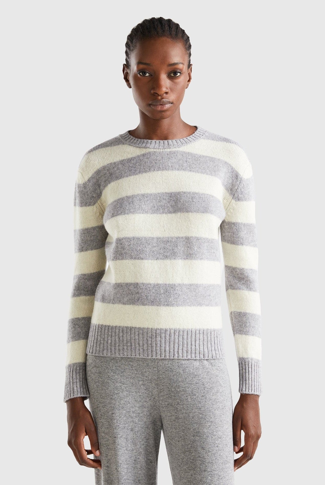 يونايتد كولورز اوف بينيتون سترة مخططة من صوف شتلاند الخالص