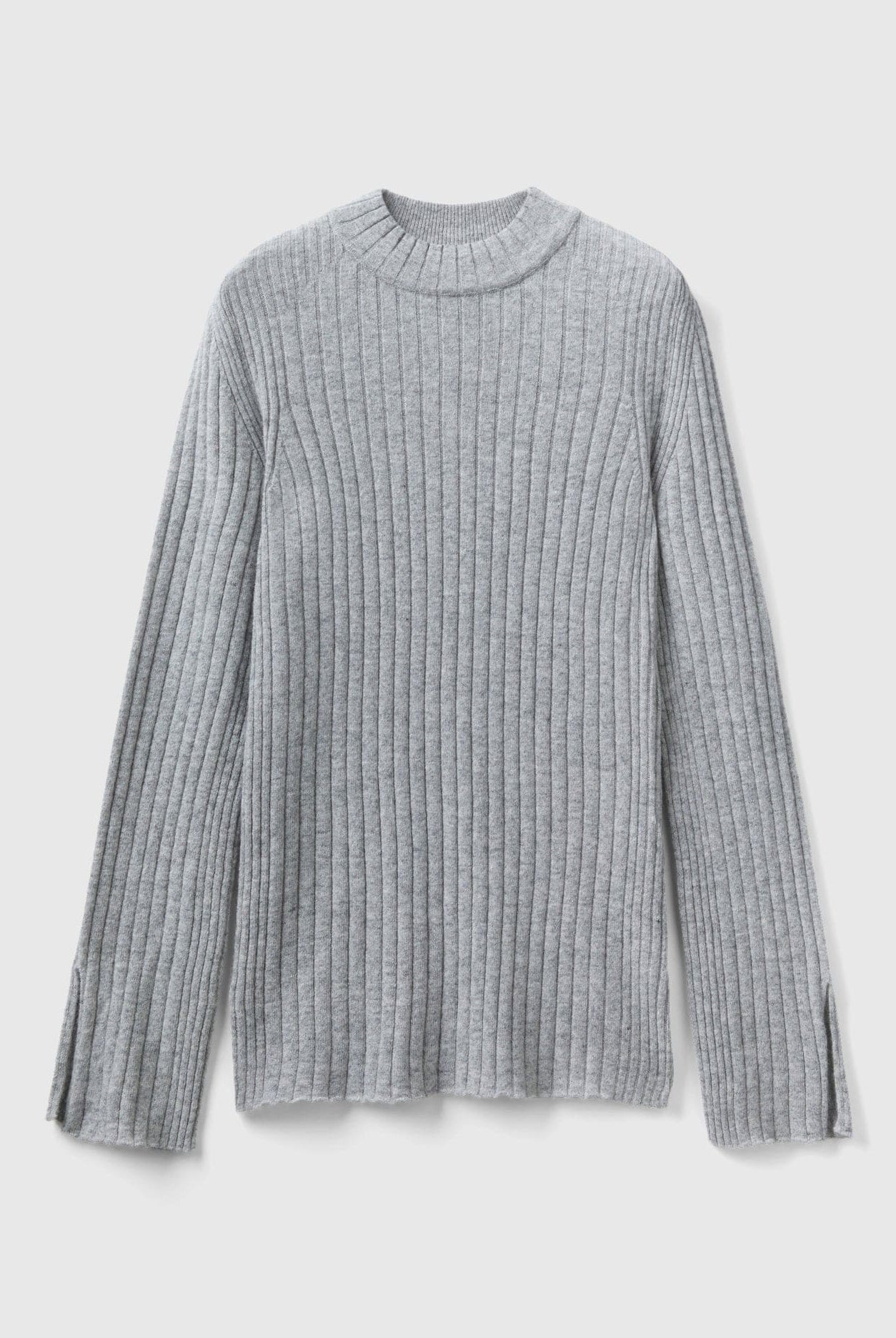 يونايتد كولورز اوف بينيتون سويتر بياقة عالية مع فتحات