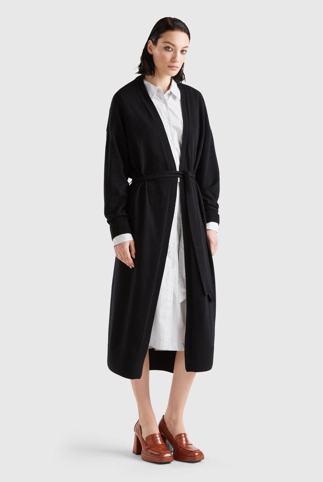 يونايتد كولورز اوف بينيتون كارديجان متوسط الطول مع حزام