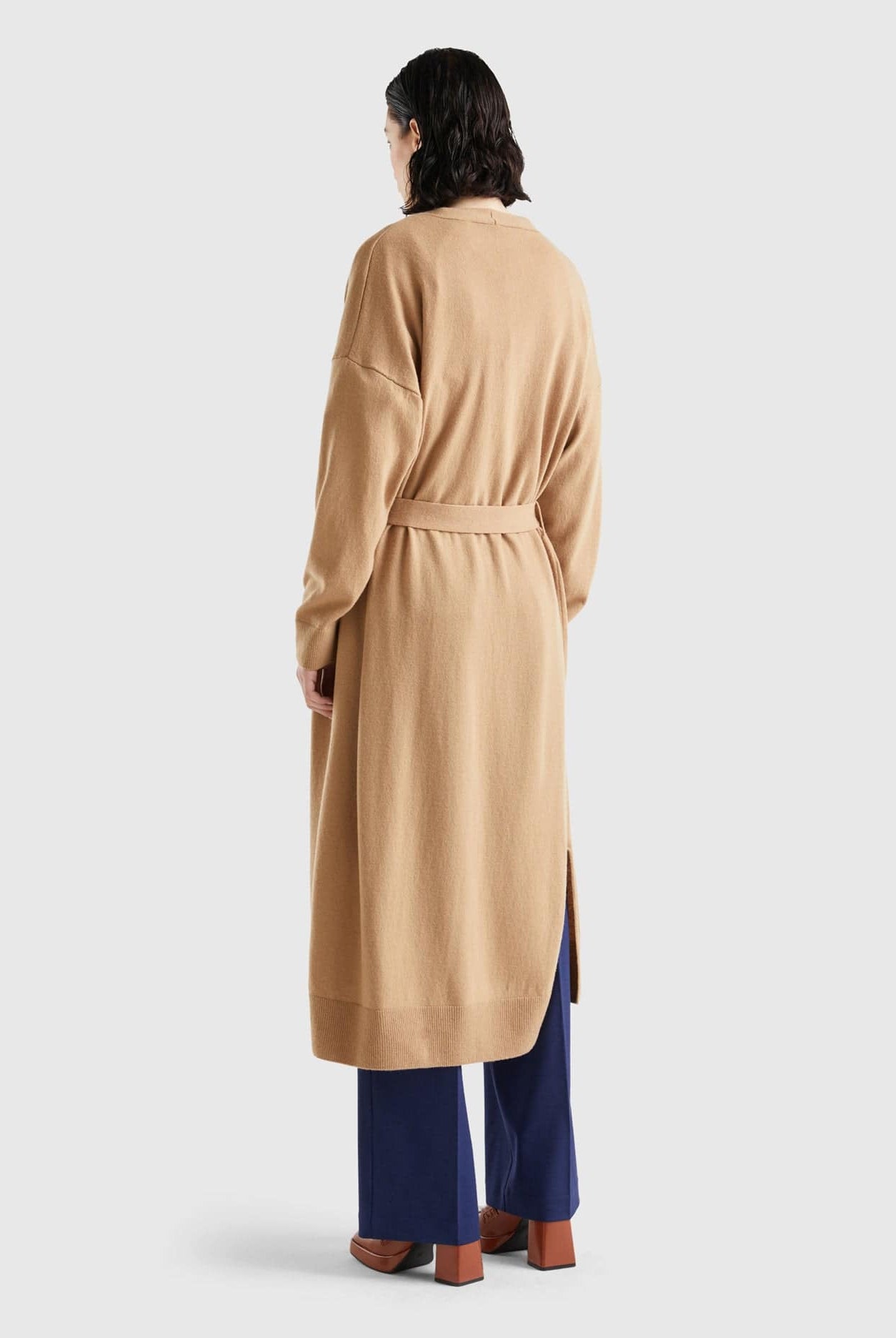 يونايتد كولورز اوف بينيتون كارديجان متوسط الطول مع حزام