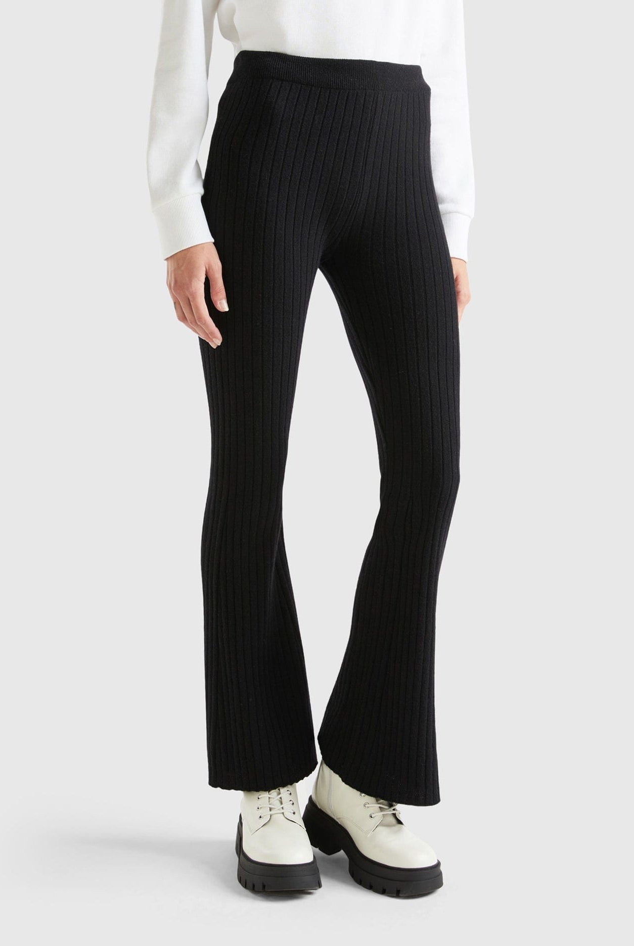 يونايتد كولورز اوف بينيتون سروال ليقينز سليم