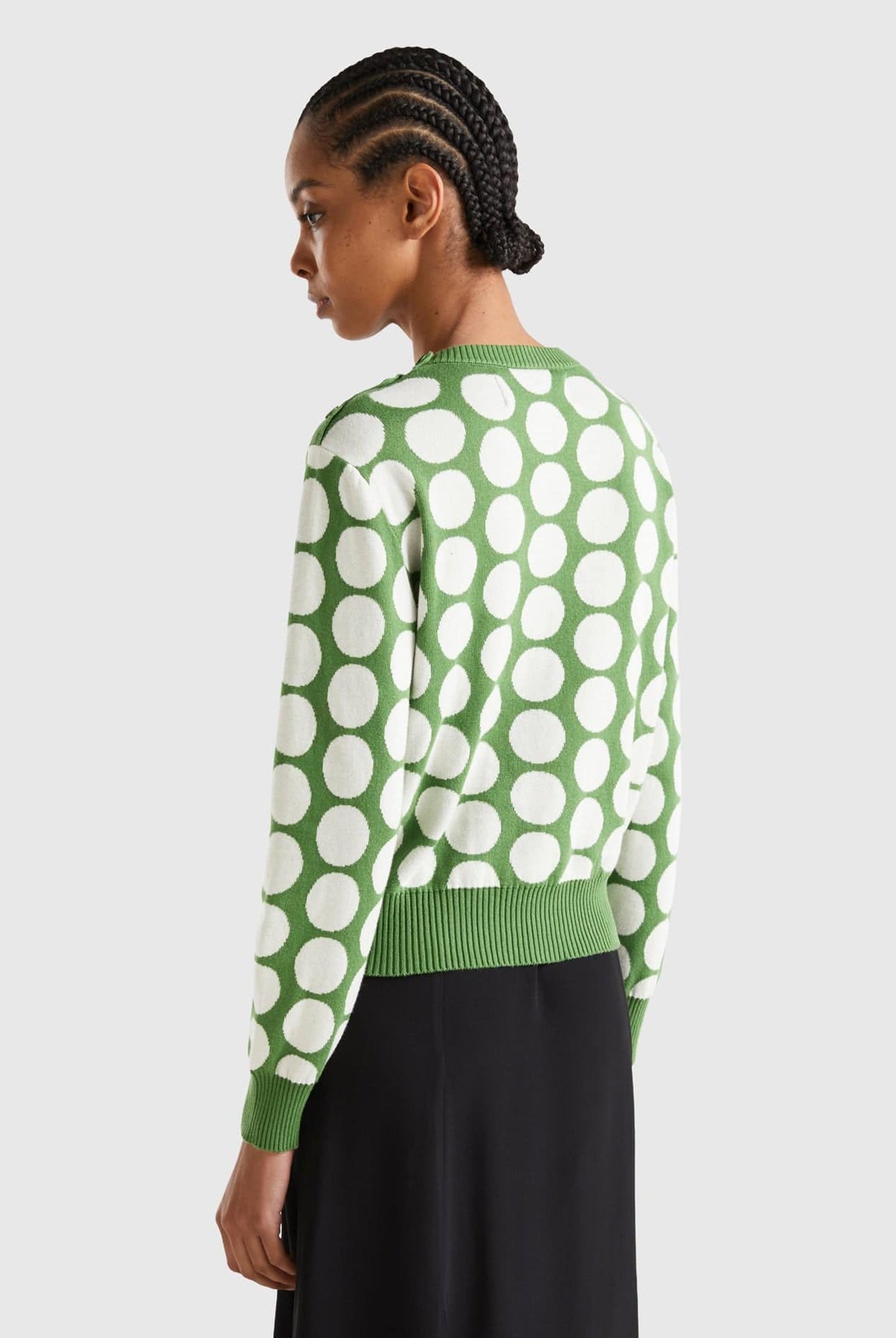 يونايتد كولورز اوف بينيتون سويتر ملون بنقوش نقاط في قطن تريكو