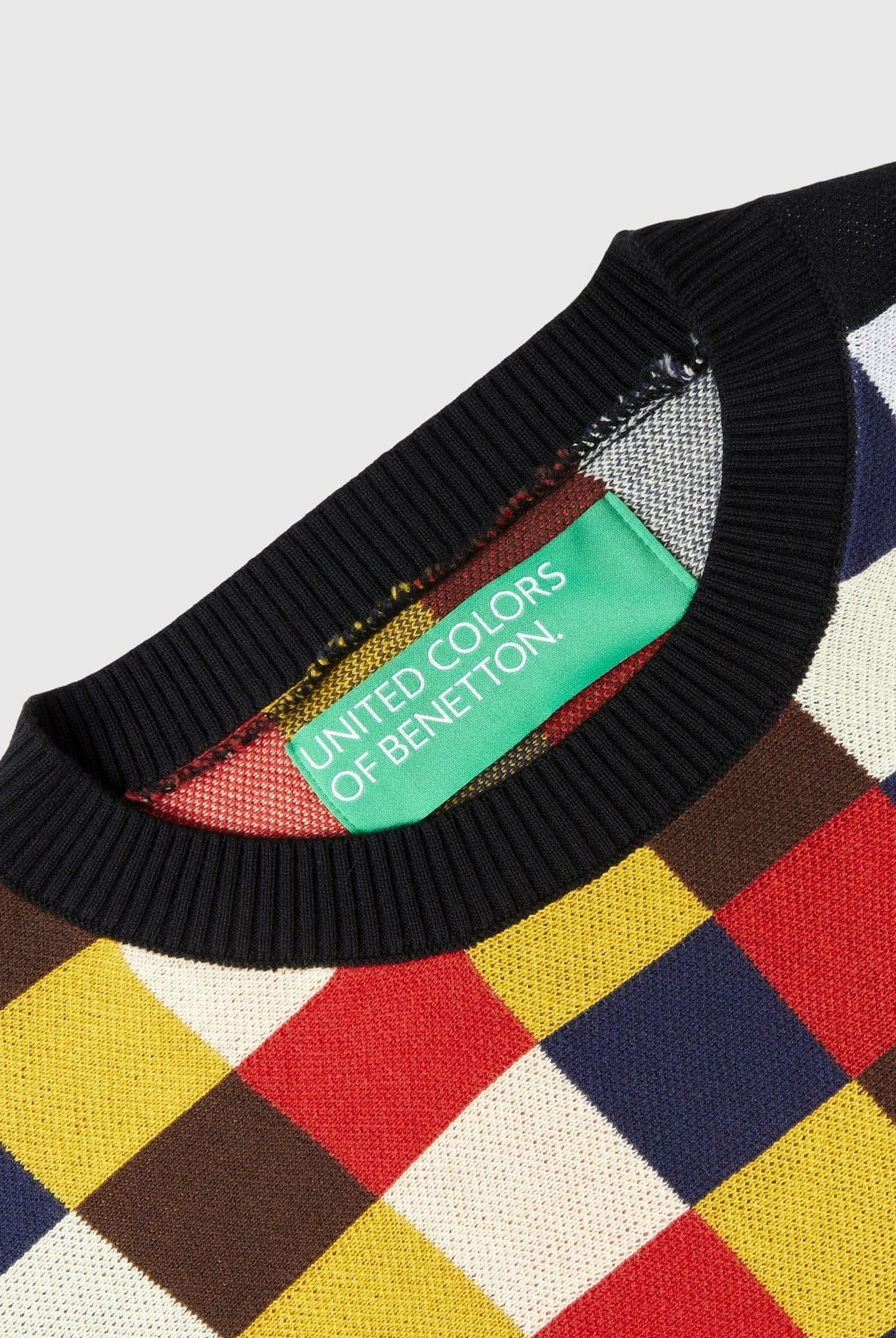 يونايتد كولورز اوف بينيتون بلوفر مقلم بنسبة 100% قطن رجالي