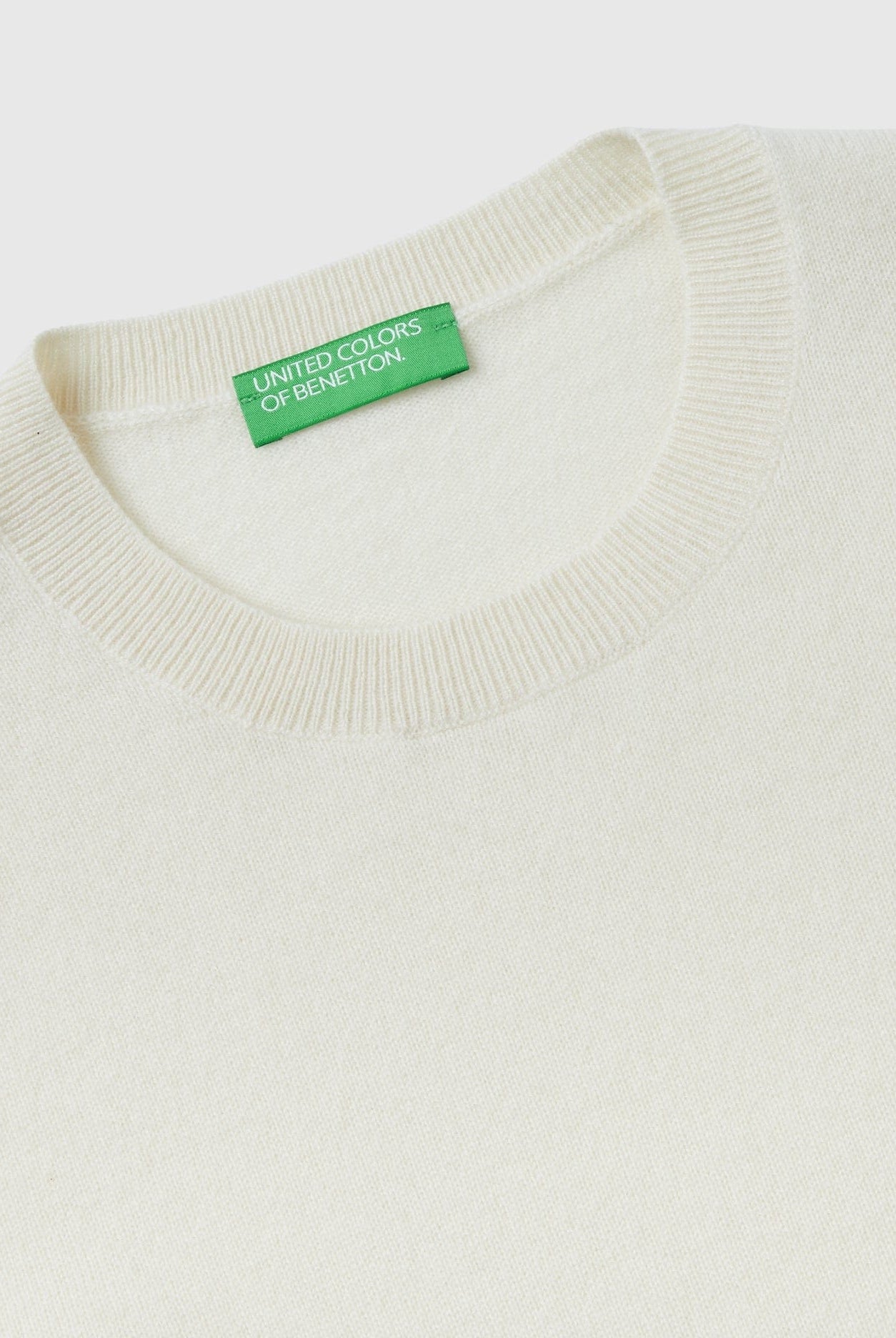 يونايتد كولورز اوف بينيتون بلوفر رمادي داكن من الكشمير الخالص نسائي