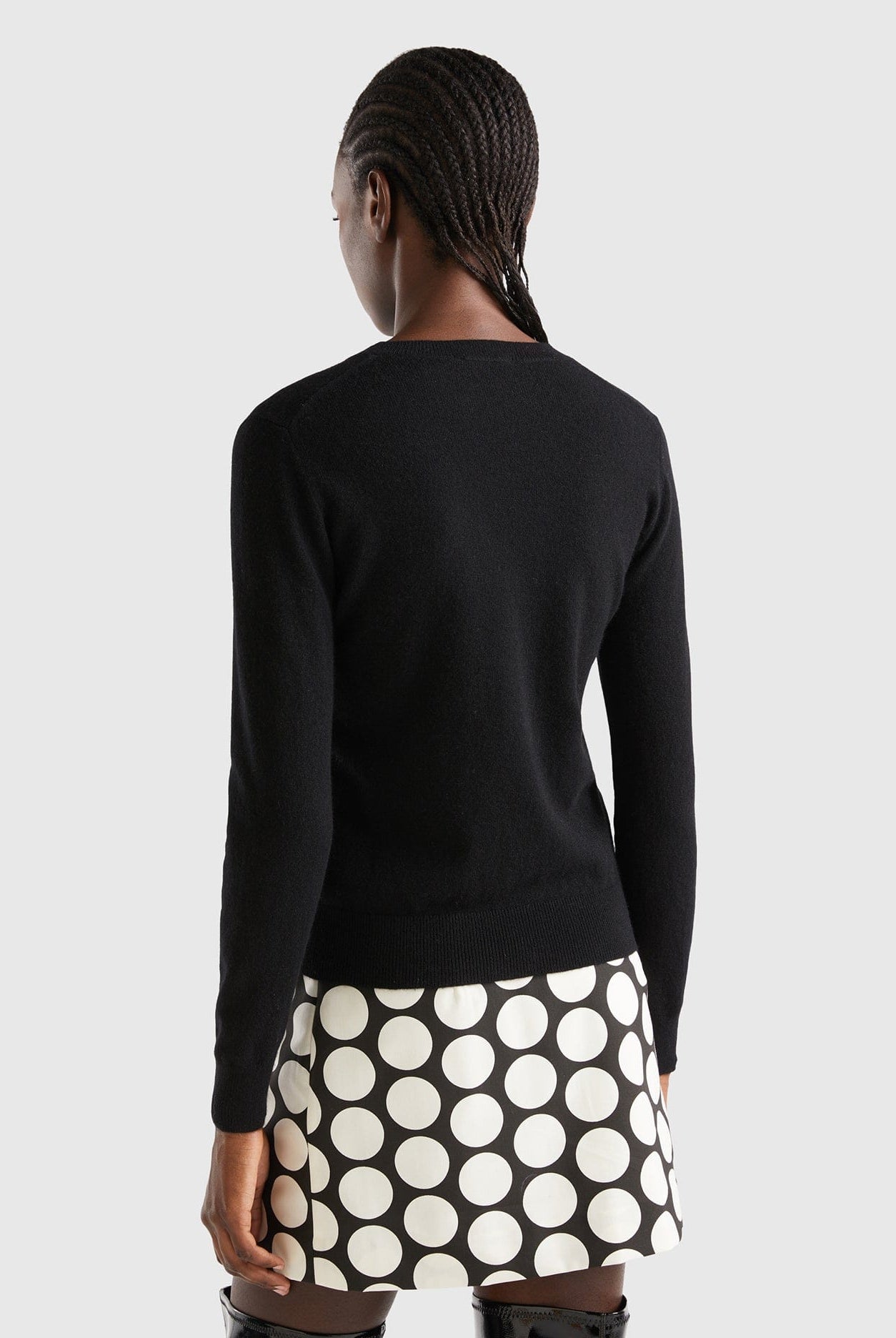 يونايتد كولورز اوف بينيتون بلوفر رمادي داكن من الكشمير الخالص نسائي