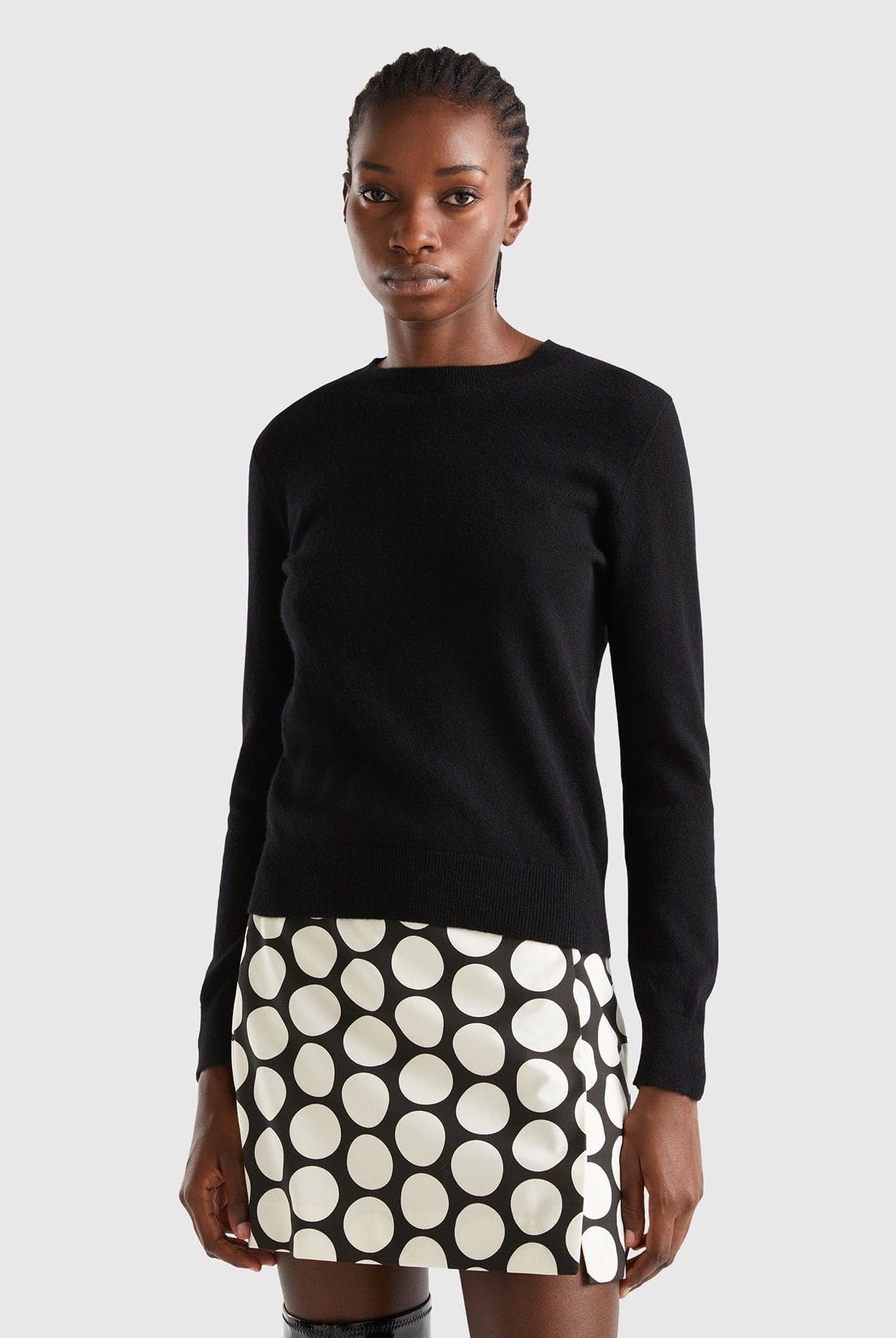 يونايتد كولورز اوف بينيتون بلوفر رمادي داكن من الكشمير الخالص نسائي