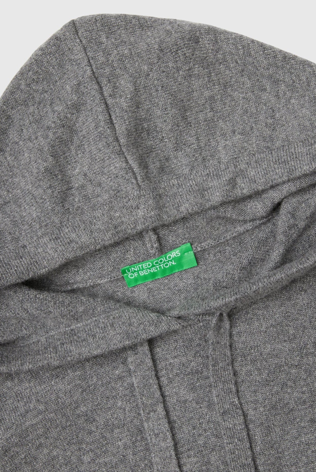 يونايتد كولورز اوف بينيتون سترة رمادية داكنة بغطاء للرأس