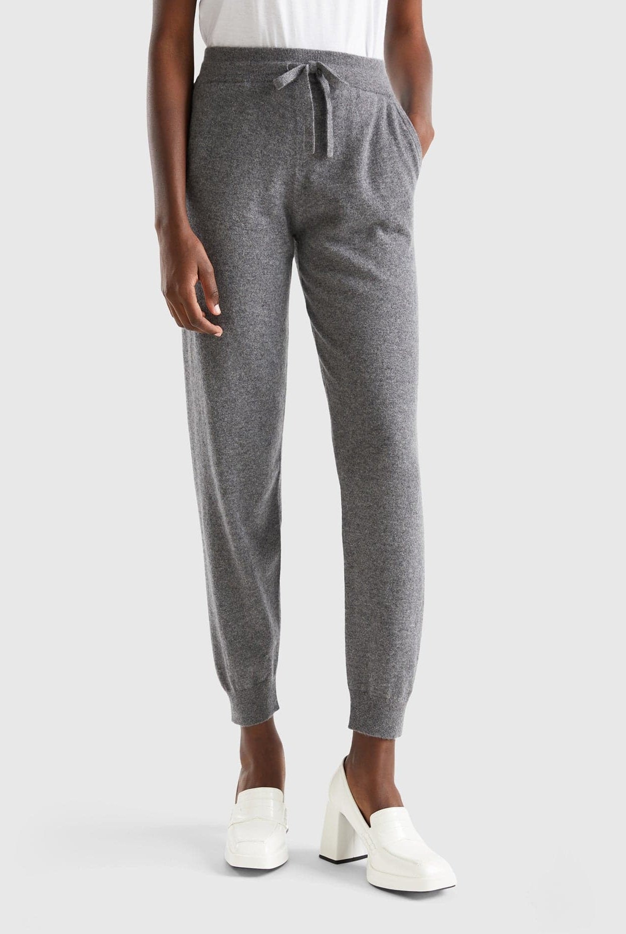 يونايتد كولورز اوف بينيتون بنطلون رياضي من الكشمير الخالص