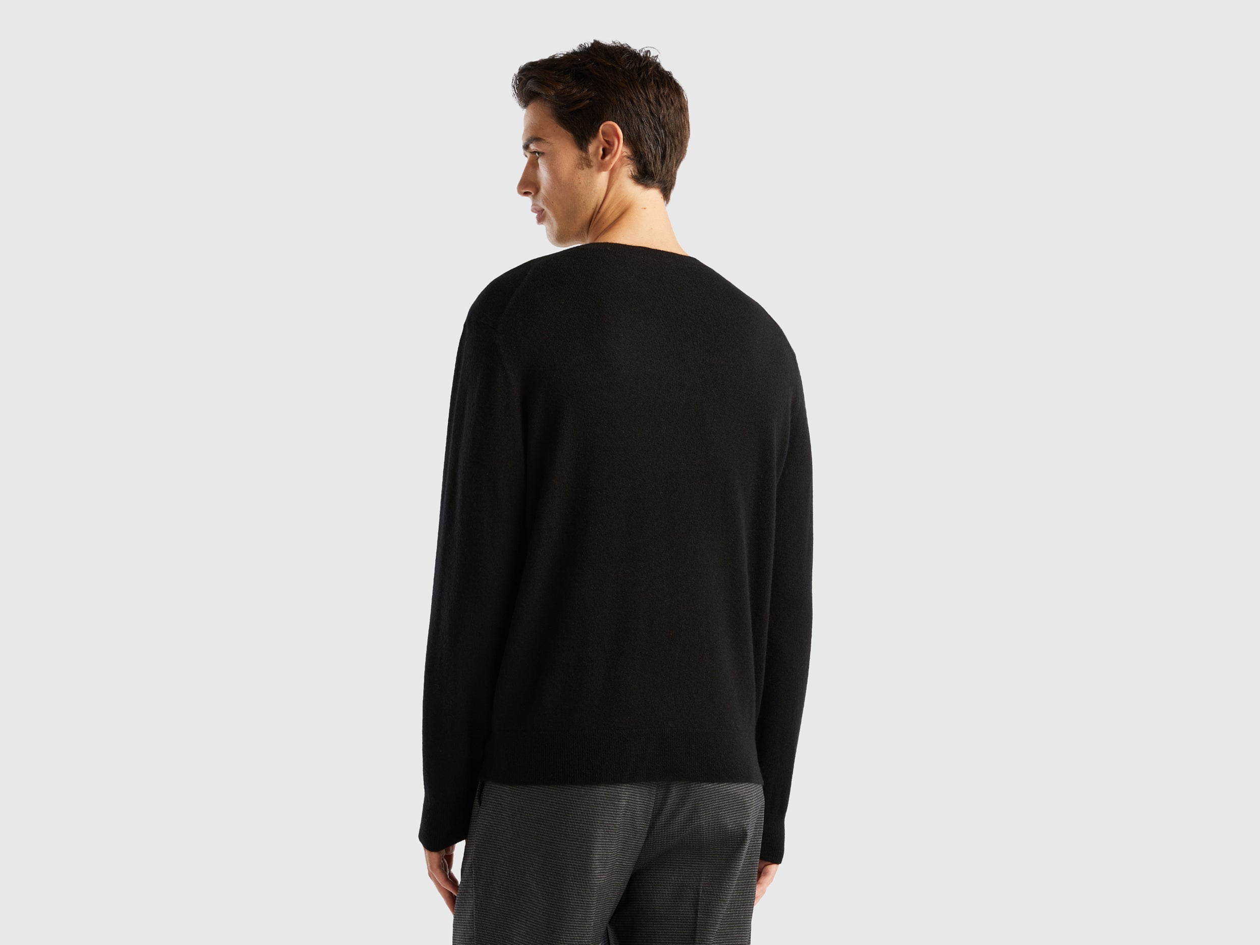 يونايتد كولورز اوف بينيتون بلوفر رمادي داكن من الكشمير الخالص