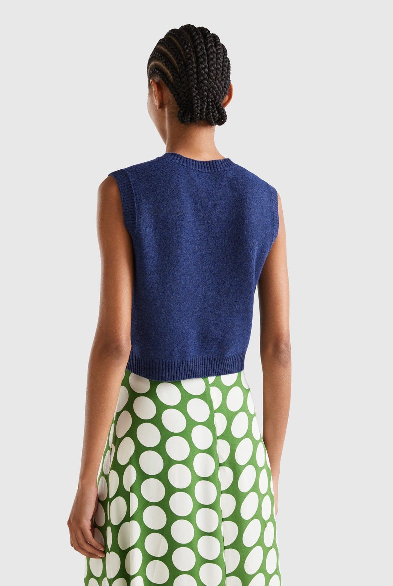 يونايتد كولورز اوف بينيتون سترة قصيرة من مزيج الكشمير