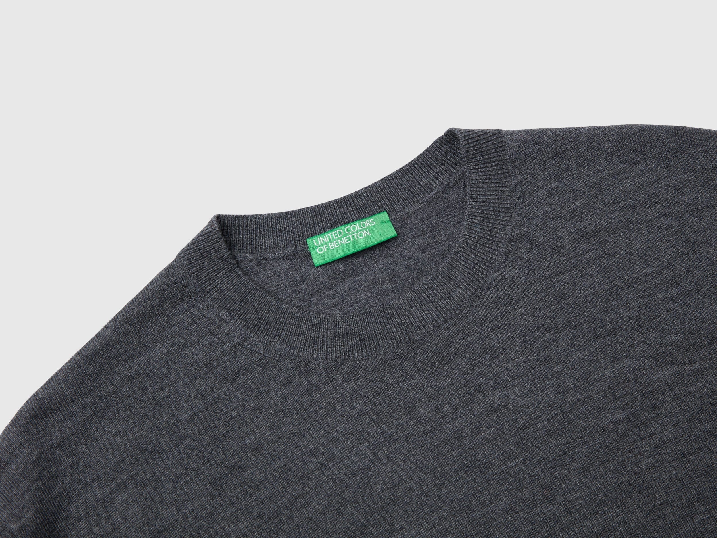 يونايتد كولورز اوف بينيتون بلوفر رمادي داكن من صوف ميرينو الخالص