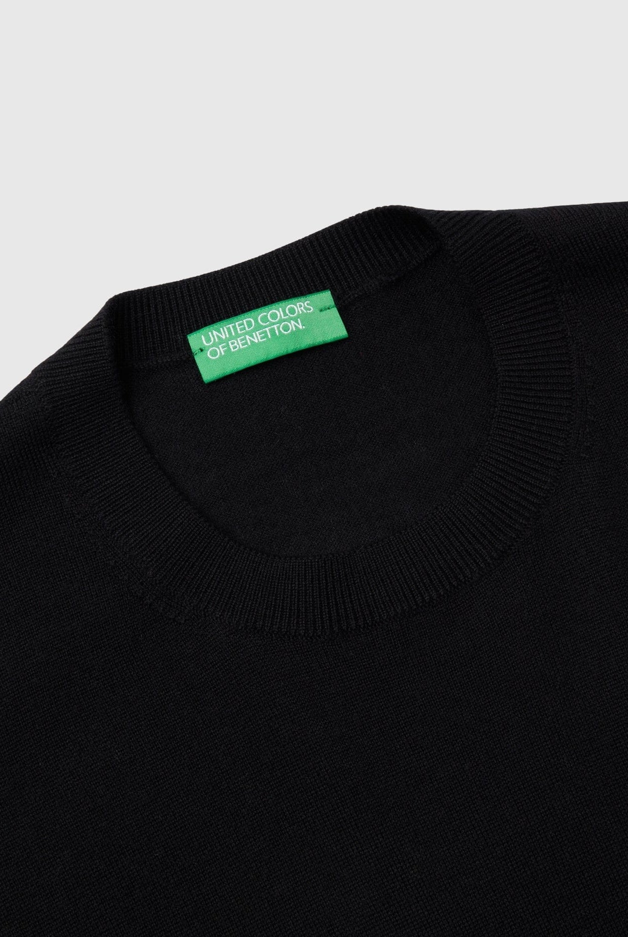 يونايتد كولورز اوف بينيتون بلوفر رمادي داكن من صوف ميرينو الخالص