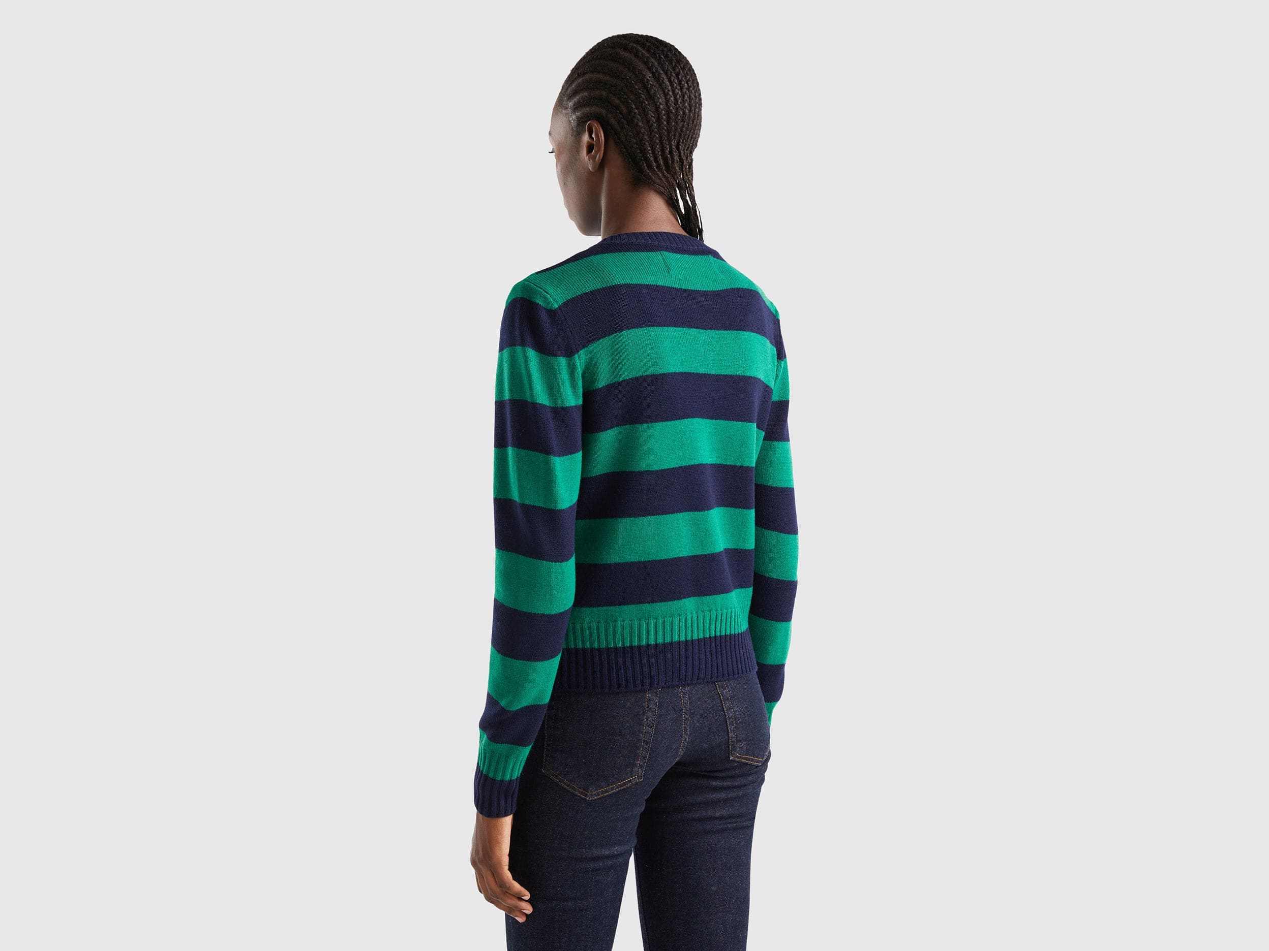 يونايتد كولورز اوف بينيتون بلوفر مخطط بالعرض كم طويل بأزرار أمامية رجالي