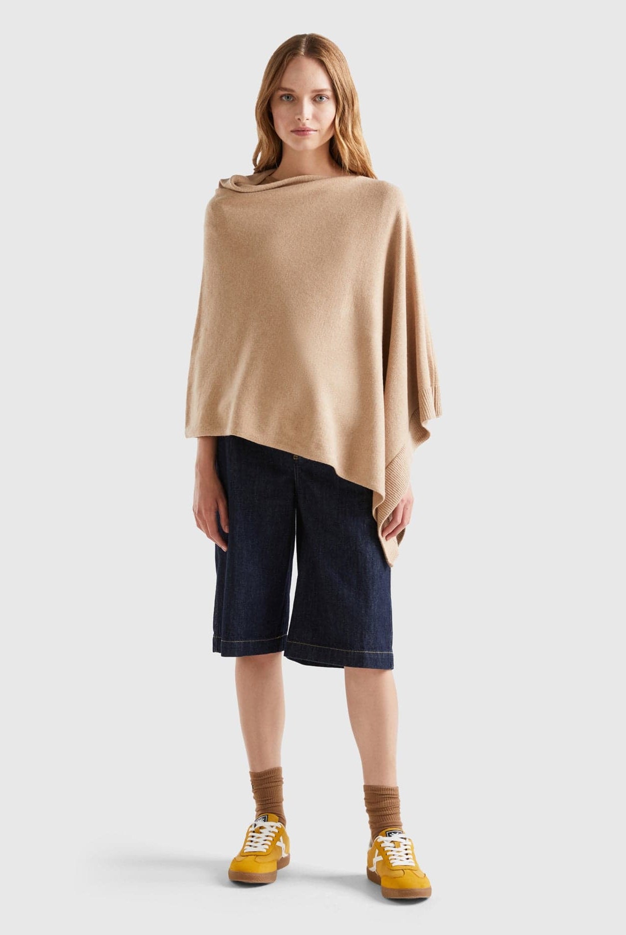 يونايتد كولورز اوف بينيتون بونشو كشمير مخلوط نسائي