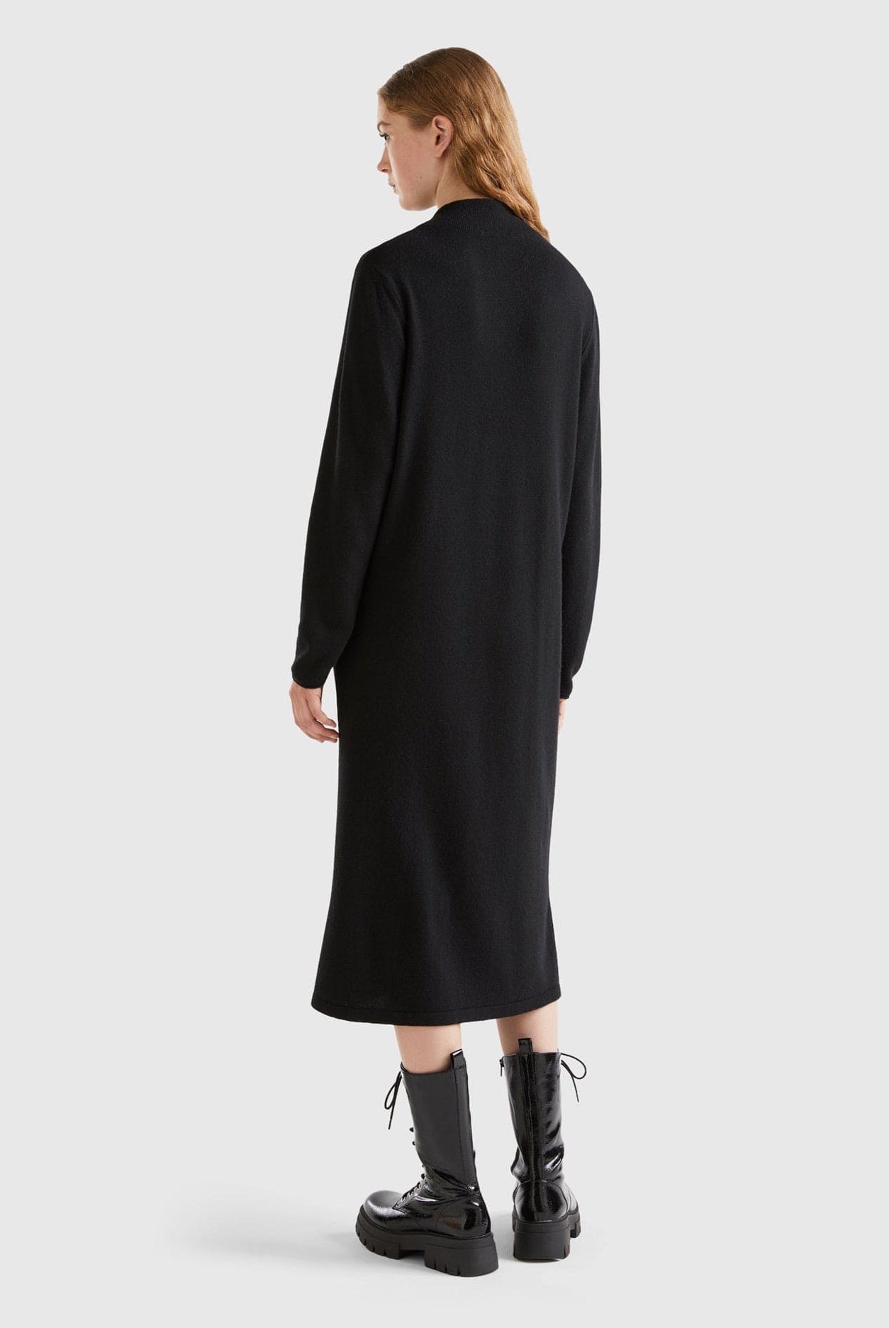 يونايتد كولورز اوف بينيتون فستان ميدي من مزيج الكشمير نسائي