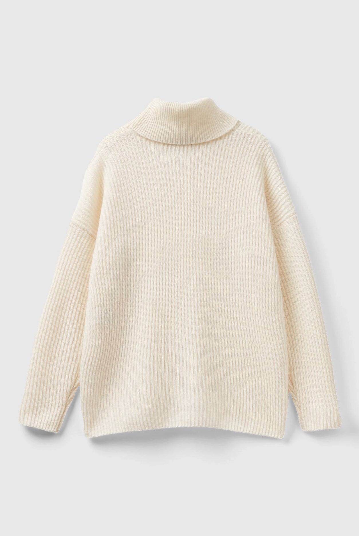 يونايتد كولورز اوف بينيتون سترة من الصوف المخلوط بأكتاف مكشوفة وياقة واقفة نسائي