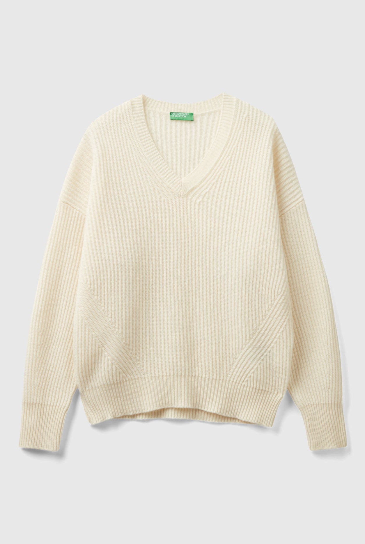 يونايتد كولورز اوف بينيتون بلوفر صوف ممزوج بتصميم مربع وياقة على شكل V نسائي