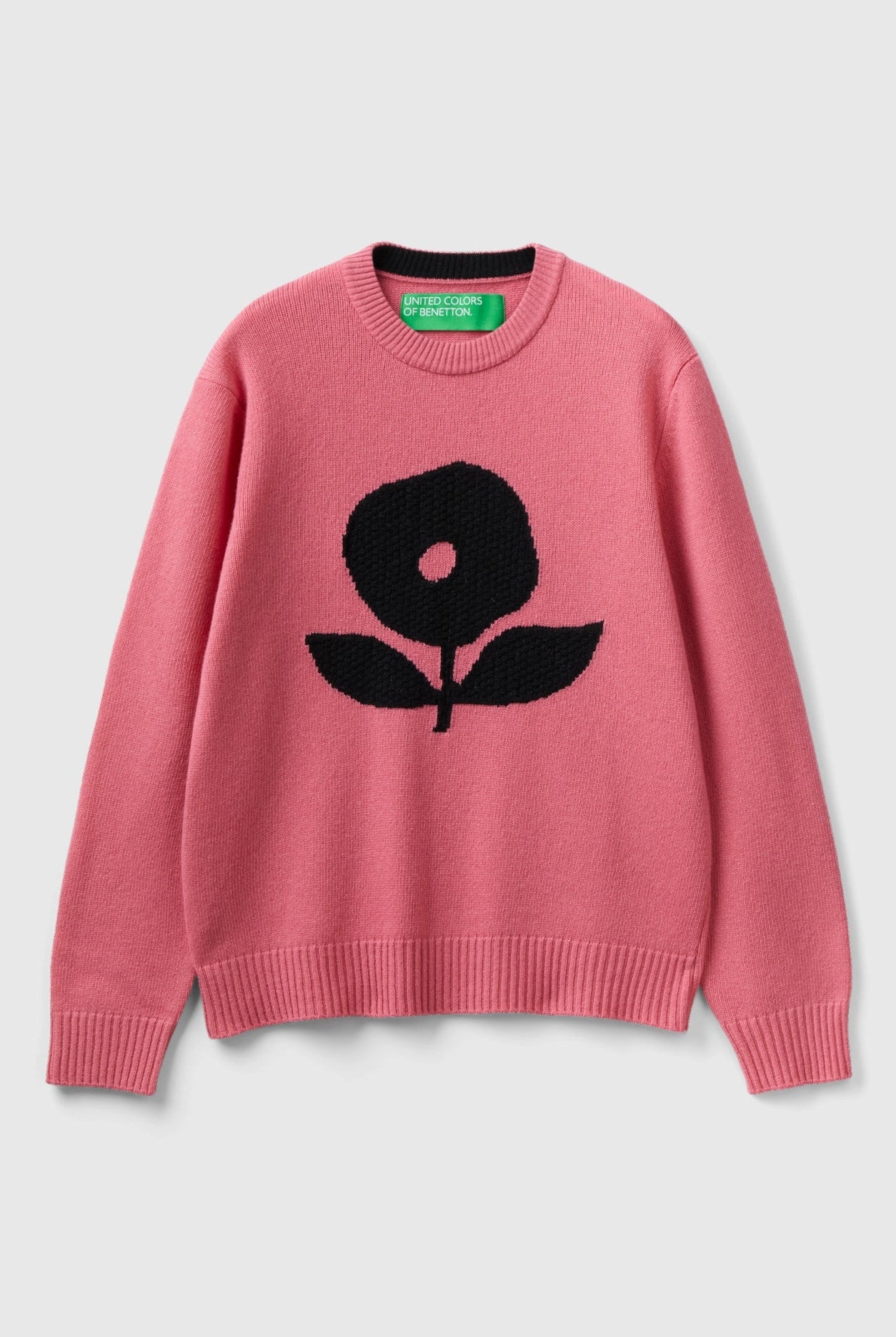 يونايتد كولورز اوف بينيتون بلوفر صوفي بنقشة زهور على الصدر كم طويل نسائي