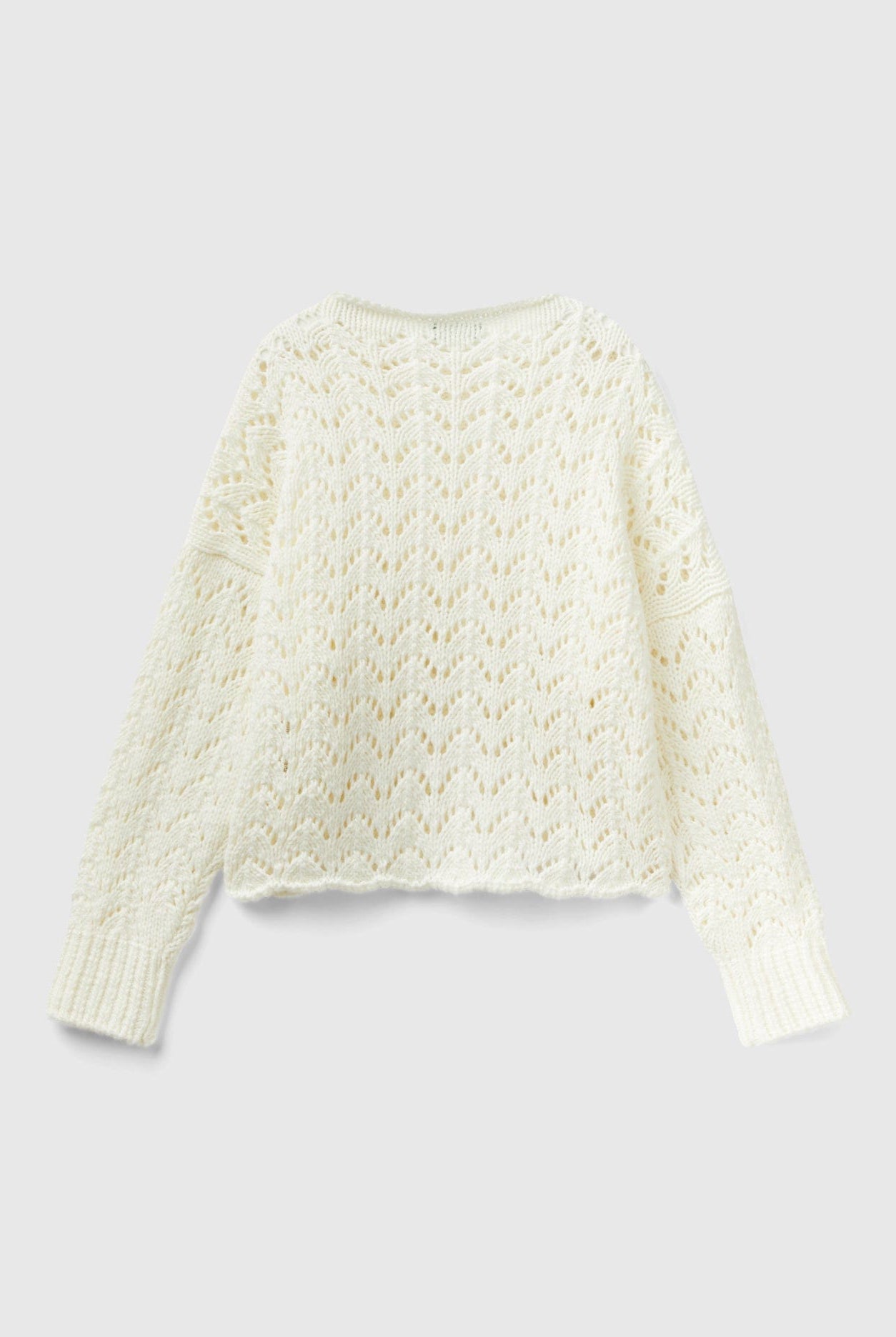 يونايتد كولورز اوف بينيتون بلوفر صوف مخرم كم طويل نسائي