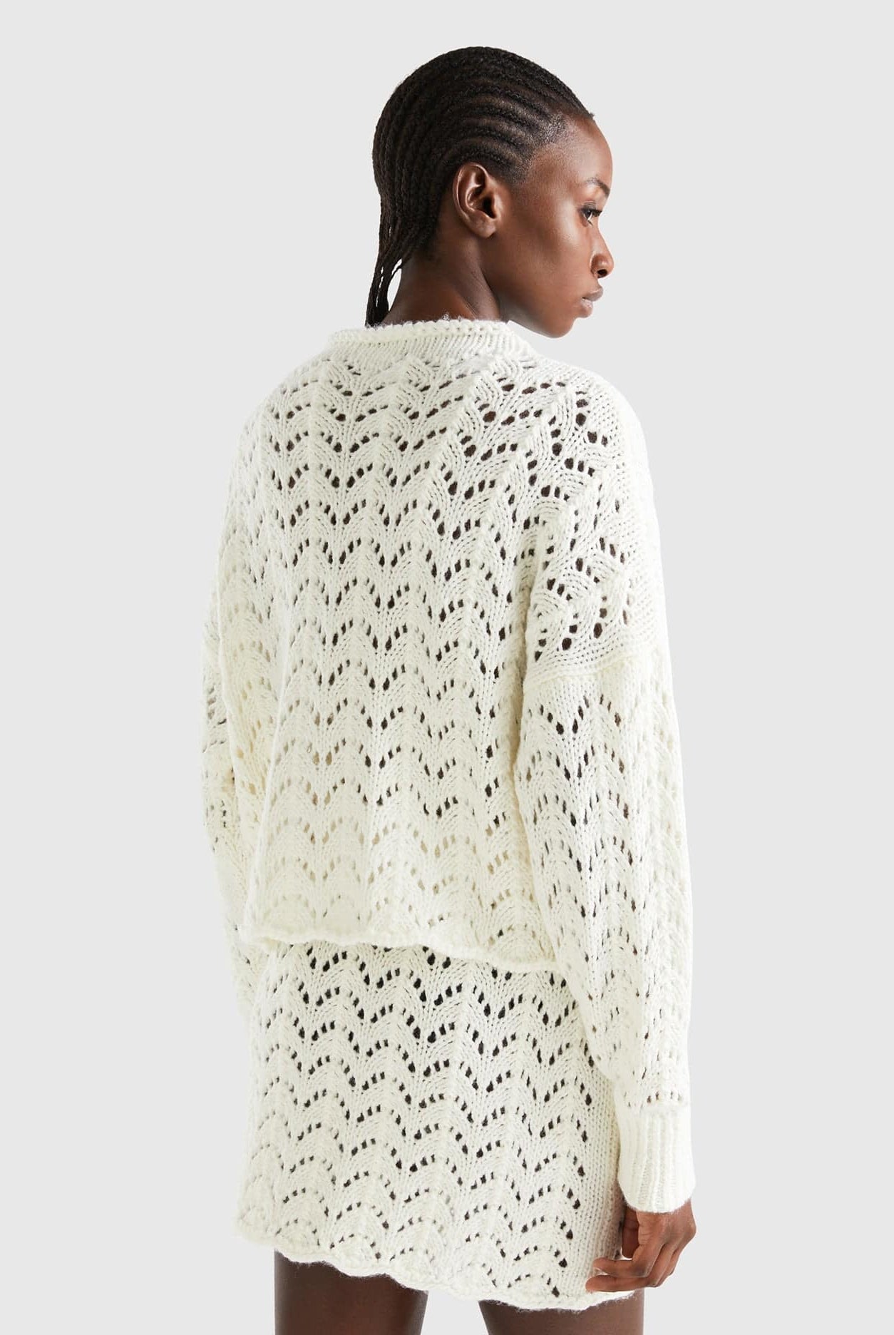 يونايتد كولورز اوف بينيتون بلوفر صوف مخرم كم طويل نسائي