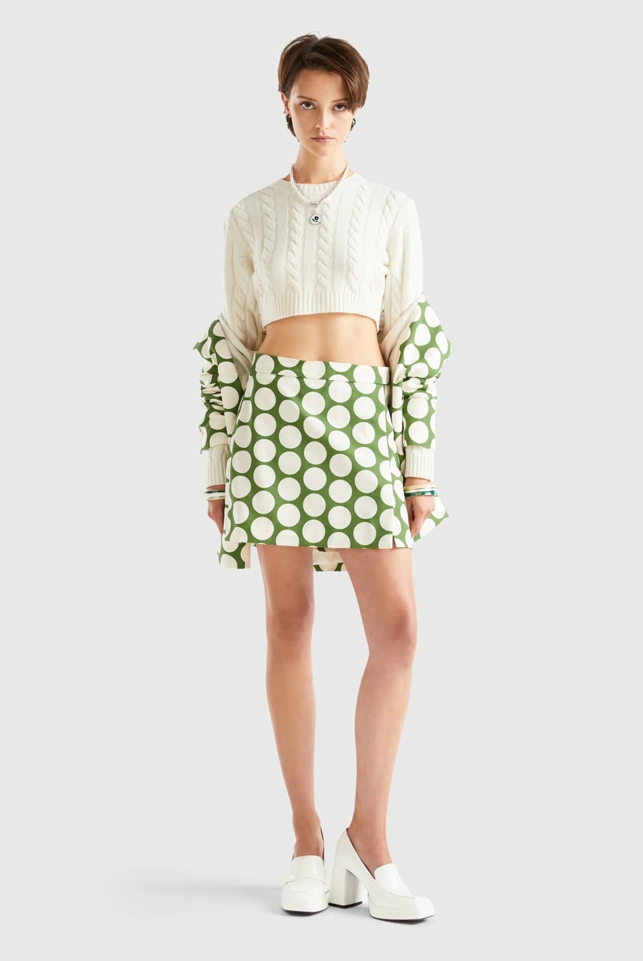 يونايتد كولورز اوف بينيتون بلوفر صوف مقصوص كم طويل نسائي