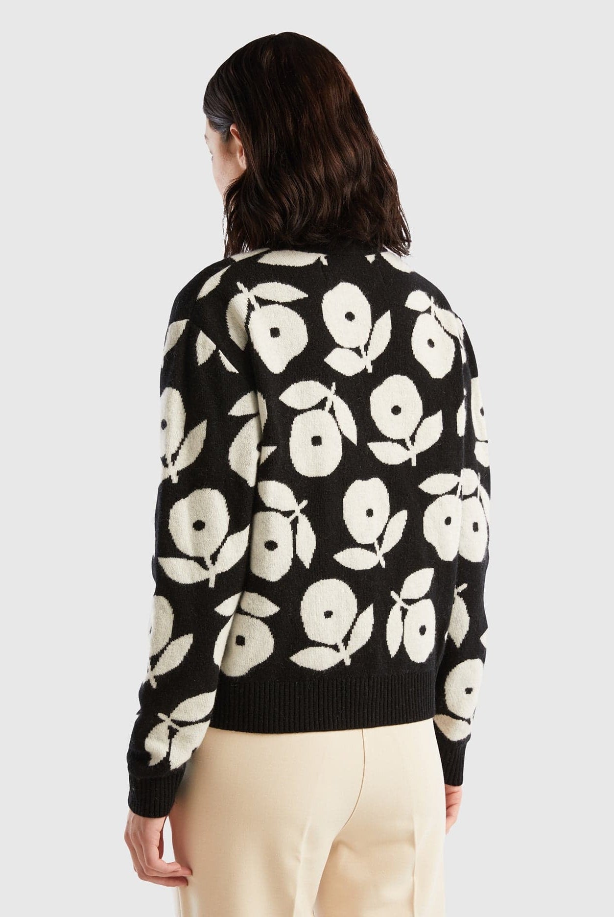 يونايتد كولورز اوف بينيتون كارديجان صوف ممزوج بنقشة زهور كم طويل نسائي