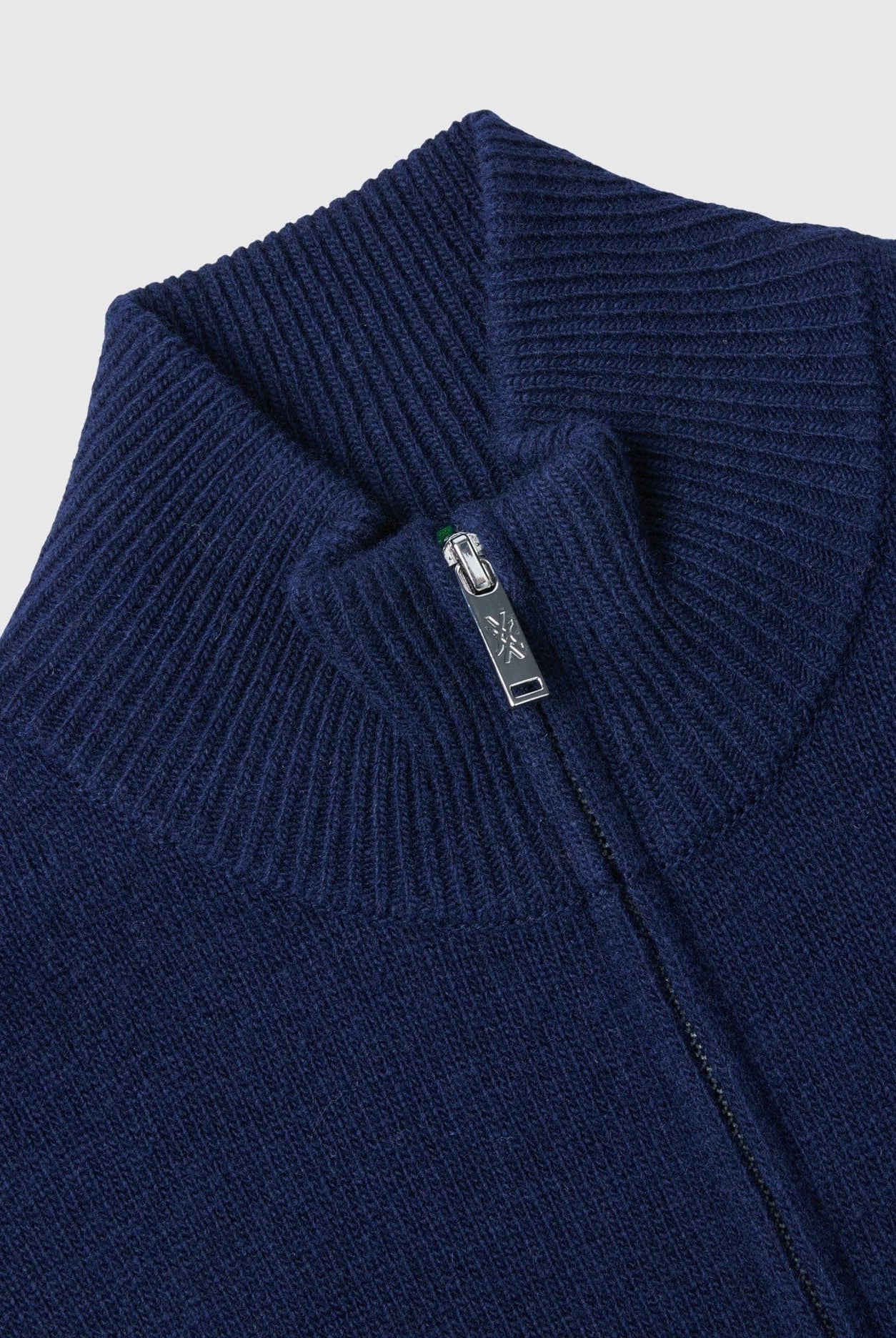 يونايتد كولورز اوف بينيتون بلوفر صوف بسحاب سادة كم طويل رجالي