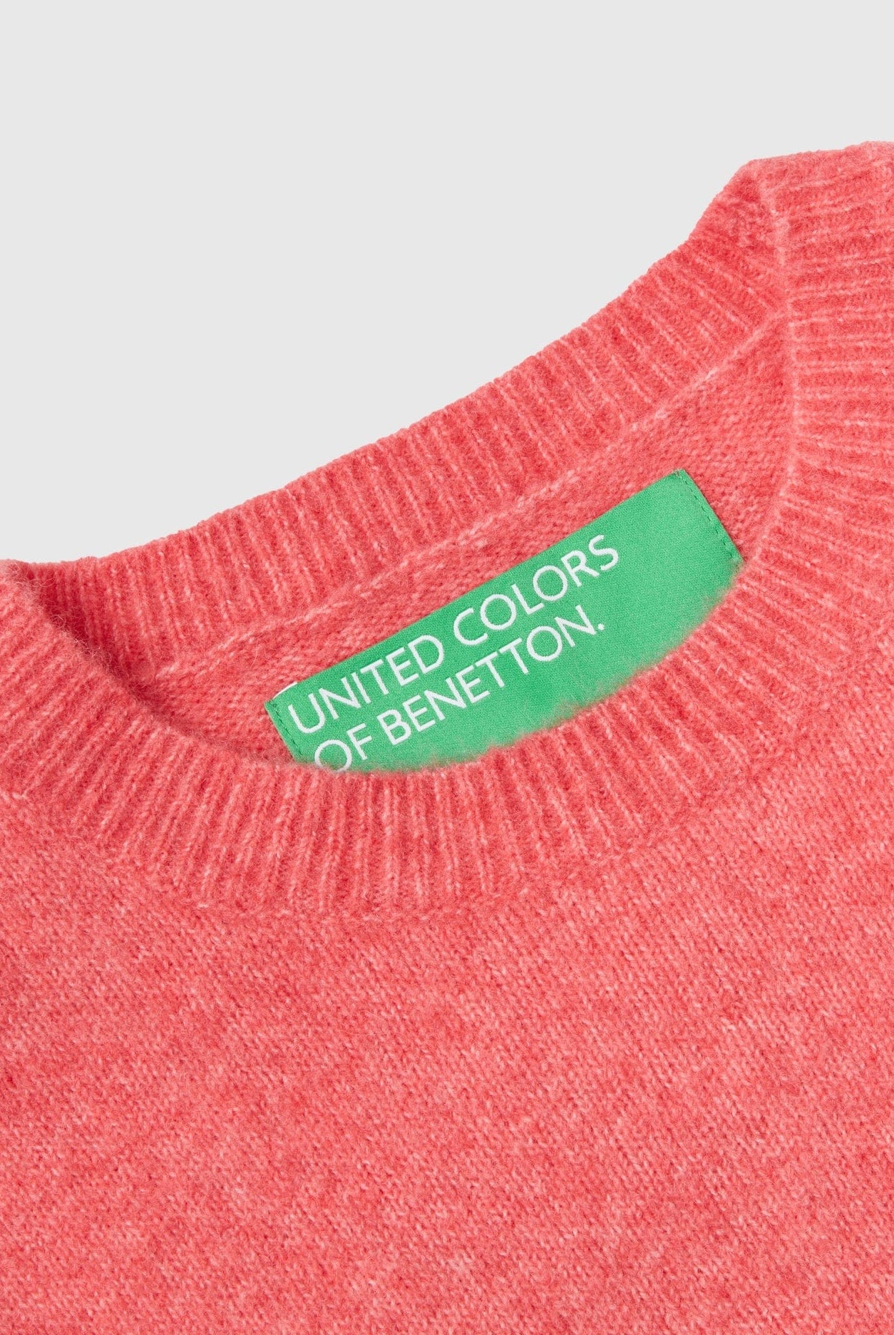 يونايتد كولورز اوف بينيتون كنزة صوف مرتفعة