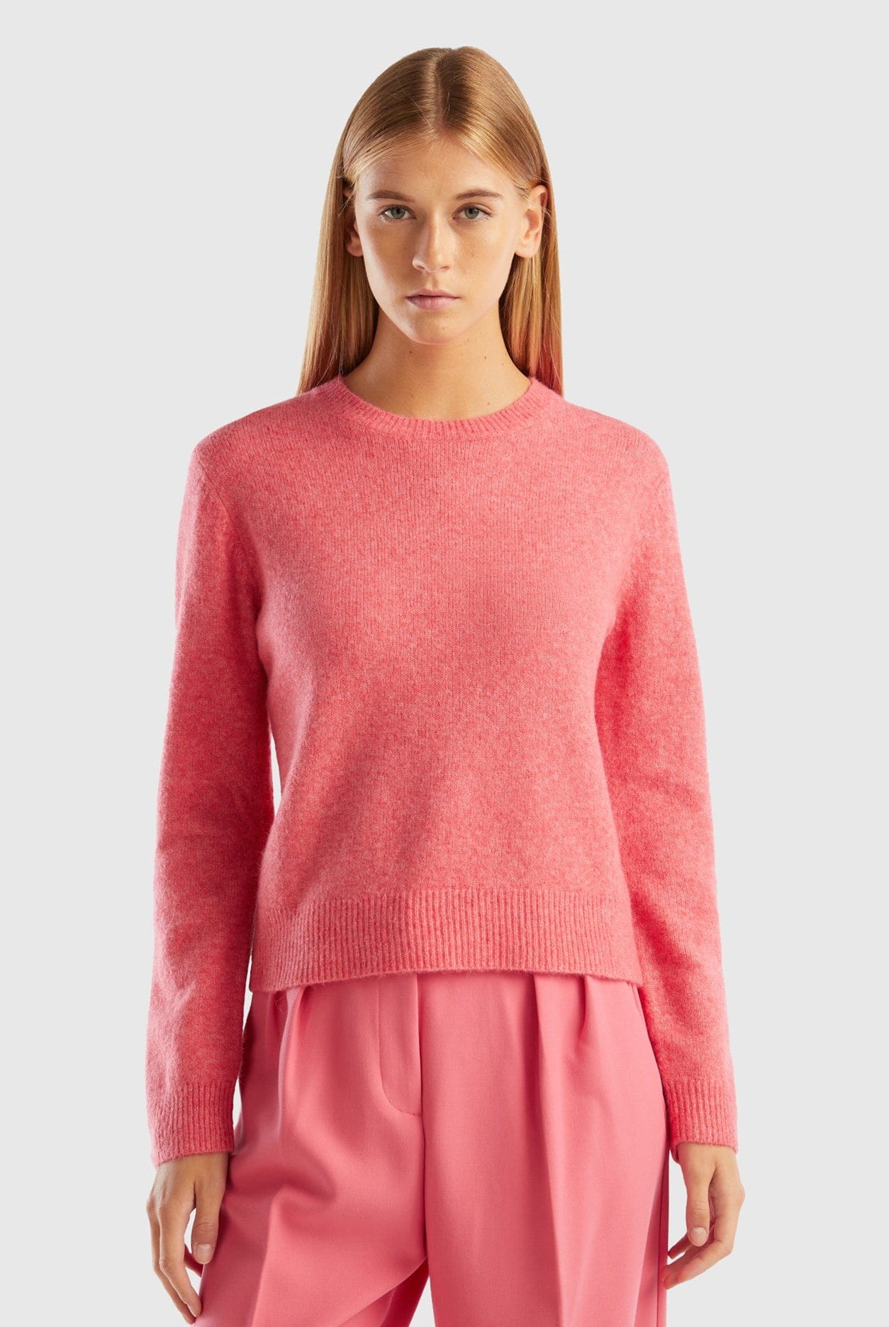 يونايتد كولورز اوف بينيتون كنزة صوف مرتفعة