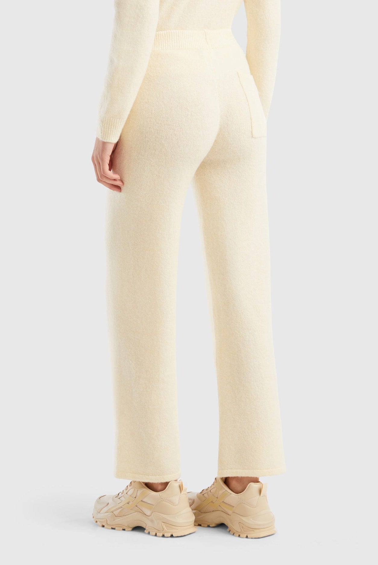 يونايتد كولورز اوف بينيتون بنطلون محبوك من مزيج الصوف