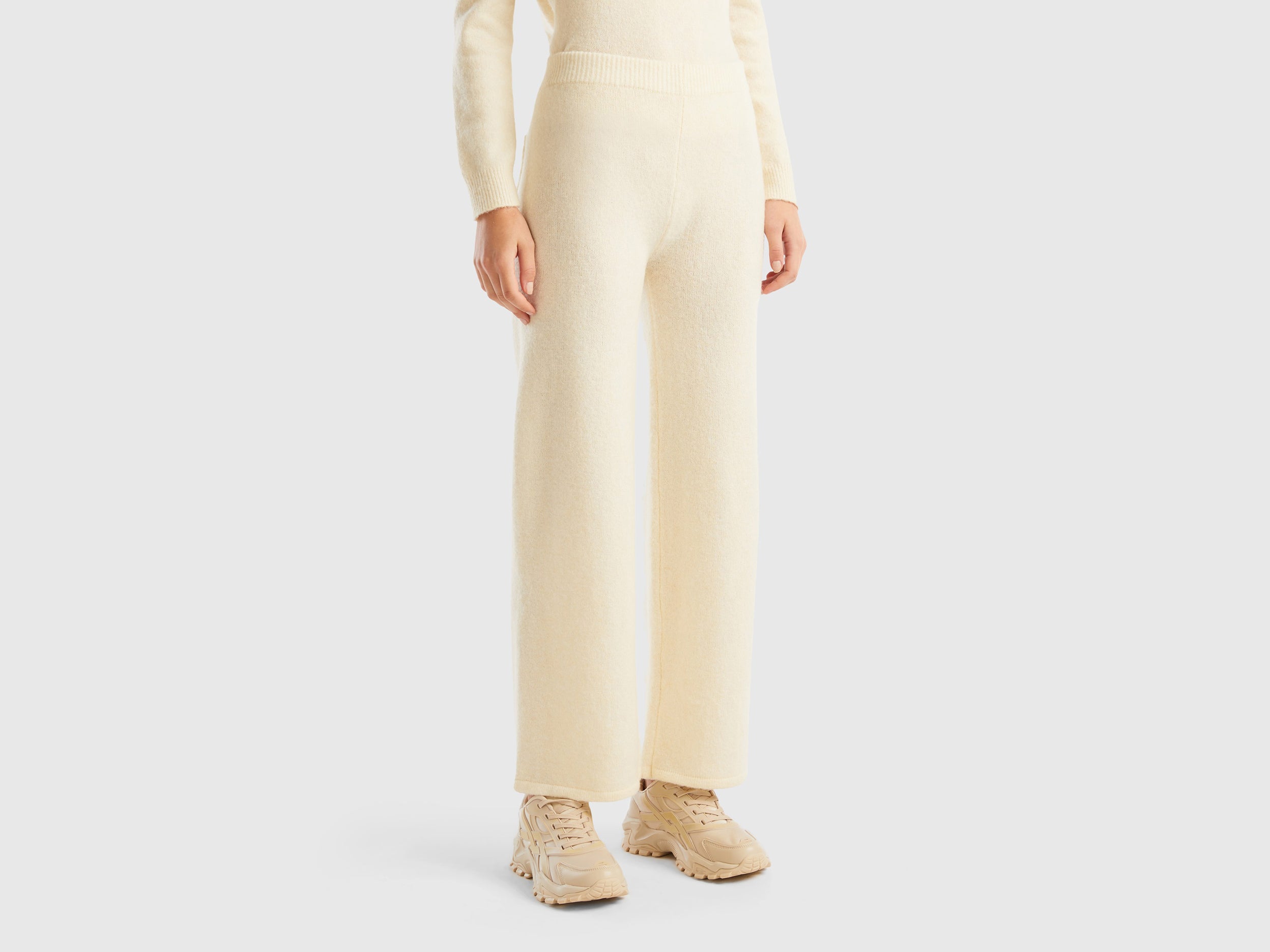 يونايتد كولورز اوف بينيتون بنطلون محبوك من مزيج الصوف