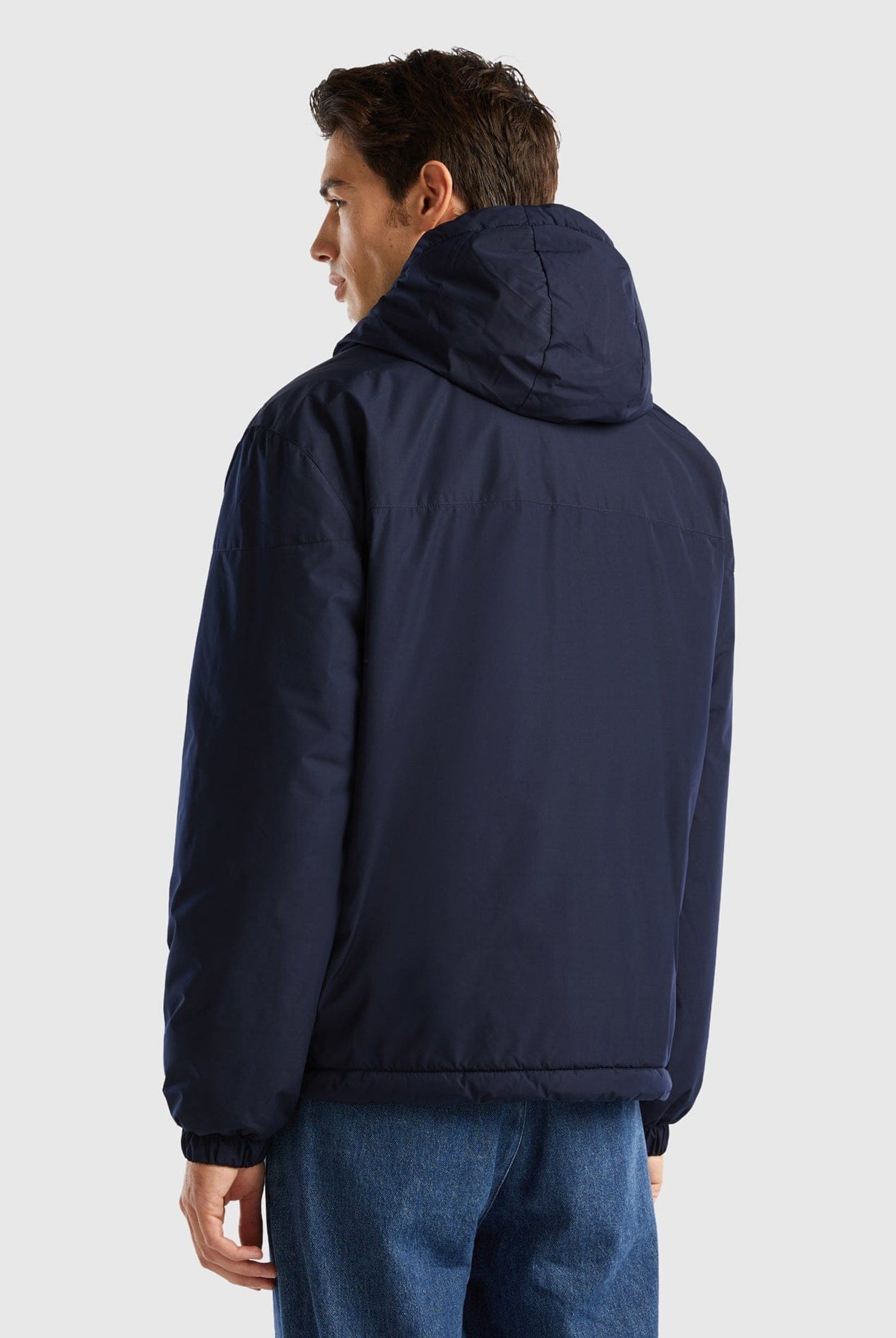 يونايتد كولورز اوف بينيتون جاكيت مقاوم للمطر بغطاء للرأس