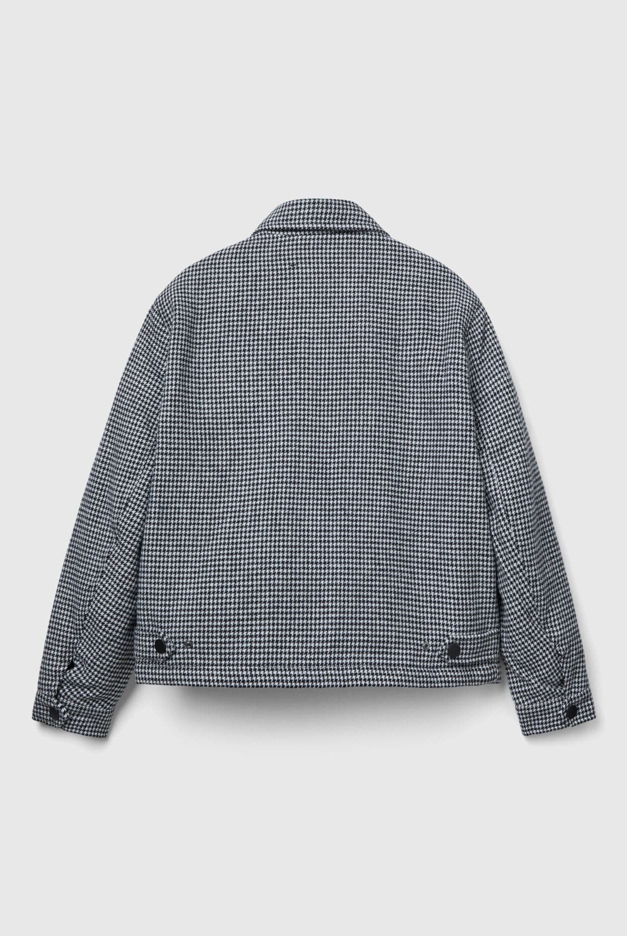 يونايتد كولورز اوف بينيتون سترة رجالي منقوشة ببطانة وجيوب