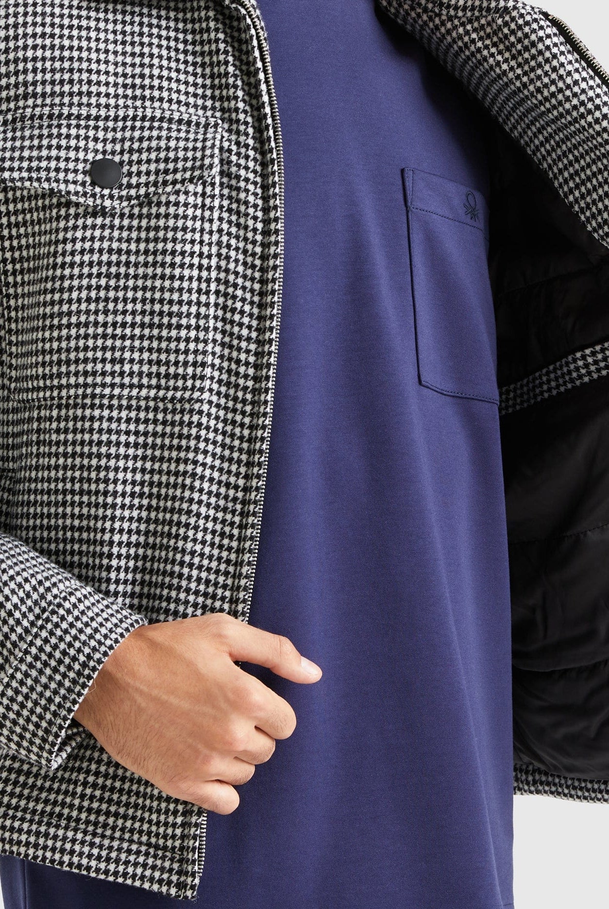 يونايتد كولورز اوف بينيتون سترة رجالي منقوشة ببطانة وجيوب