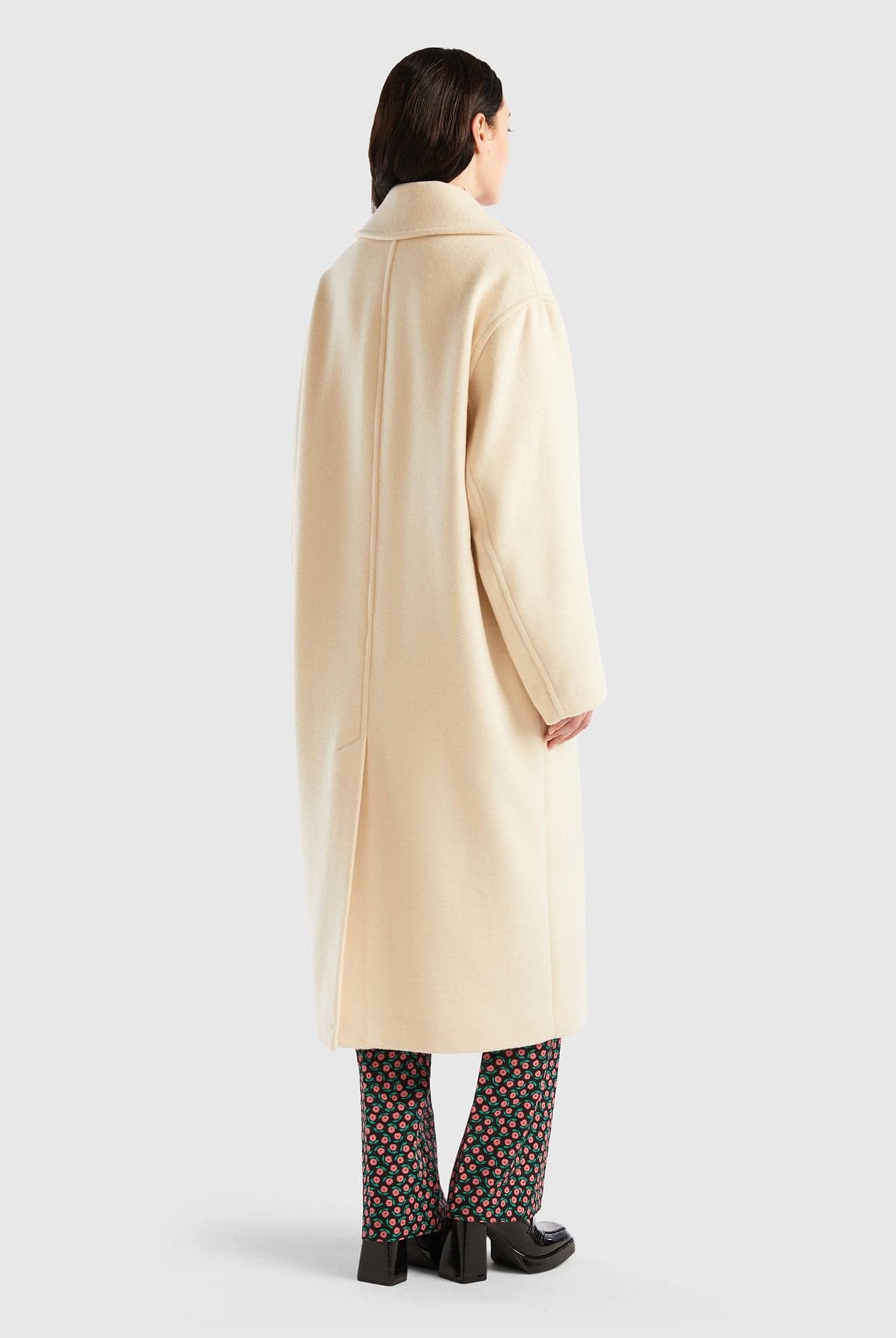 يونايتد كولورز اوف بينيتون معطف بنقشة زهور مع جيوب