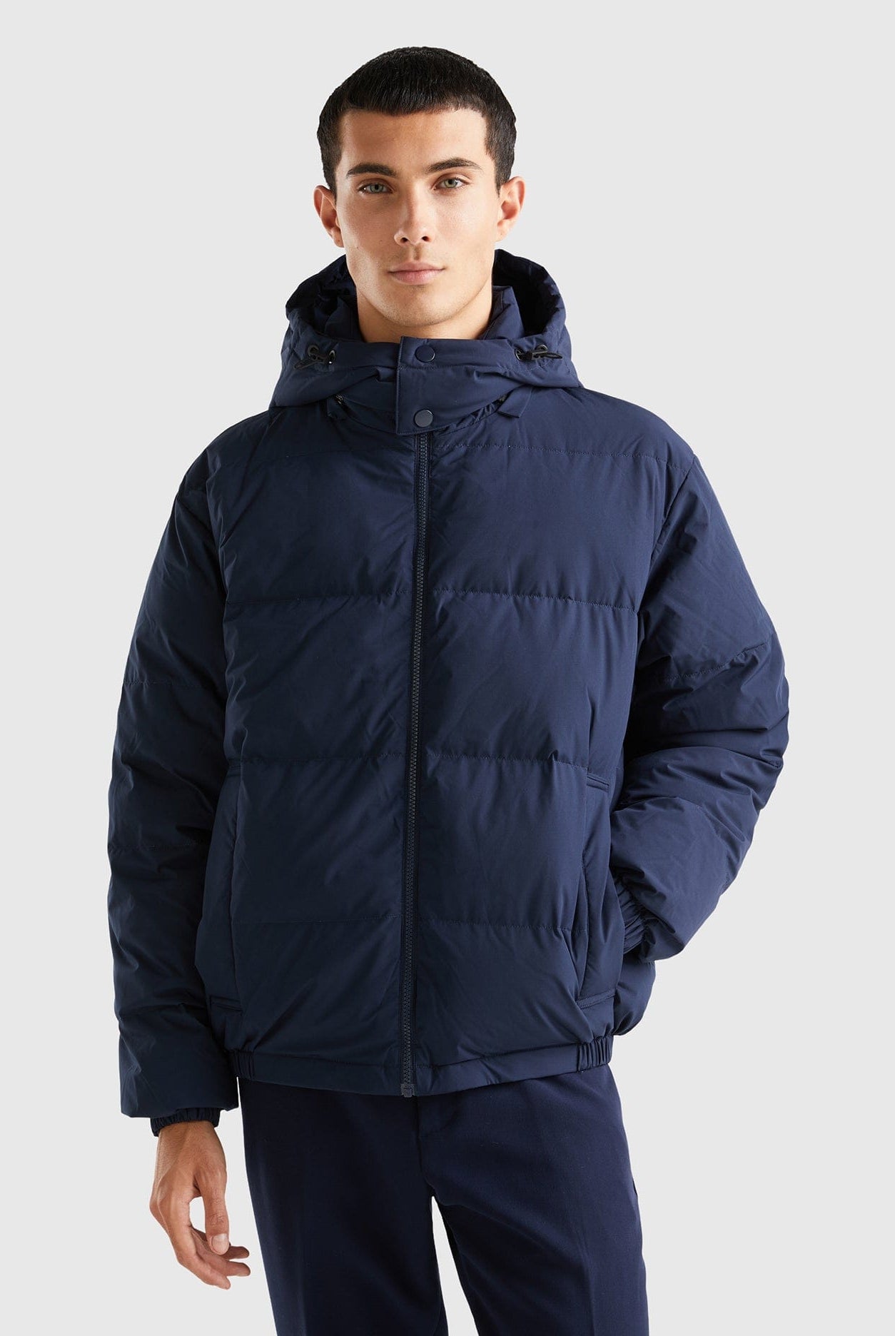 يونايتد كولورز اوف بينيتون سترة رجالي مبطنة بغطاء رأس قابل للإزالة