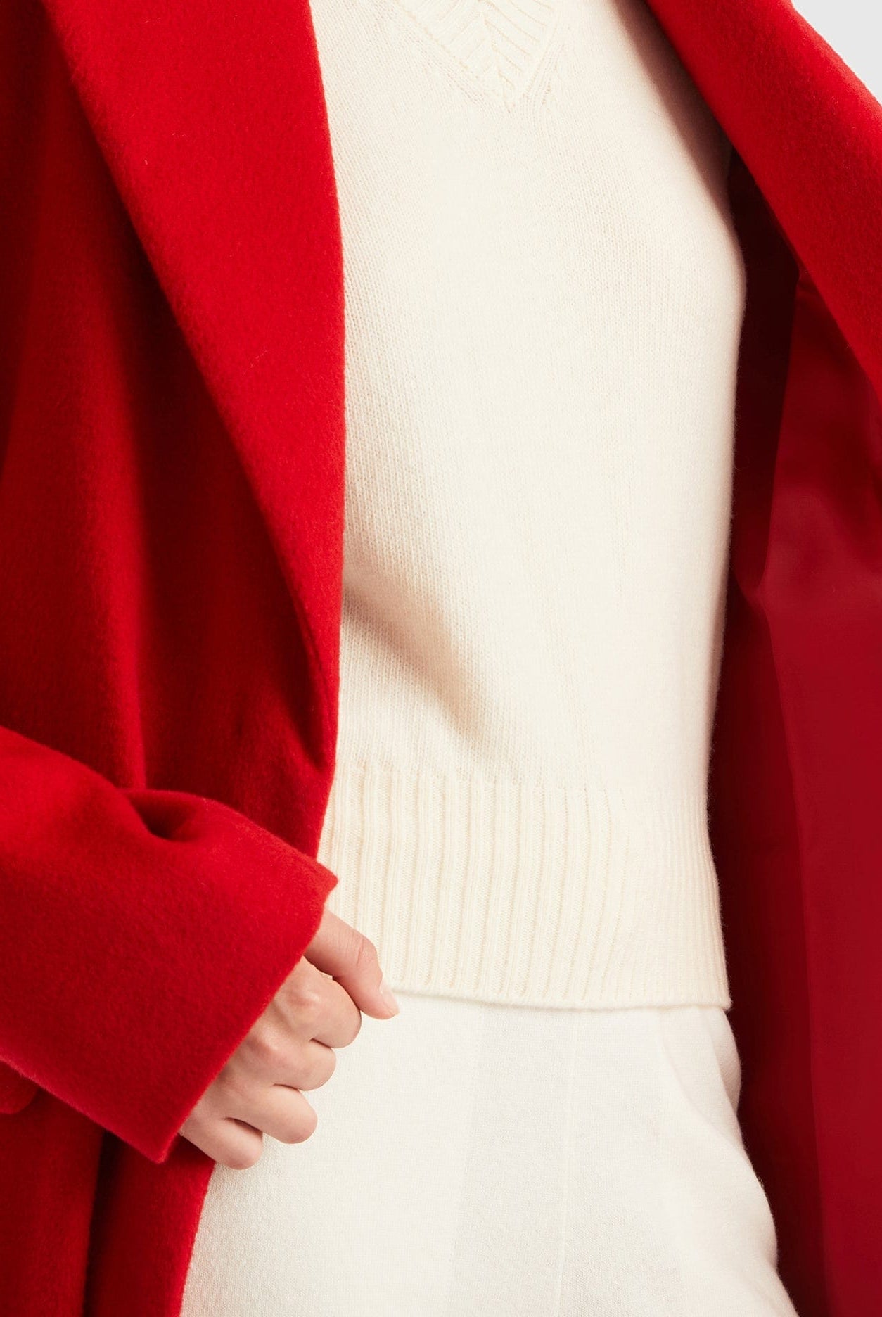 يونايتد كولورز اوف بينيتون معطف طويل بحزام للنساء