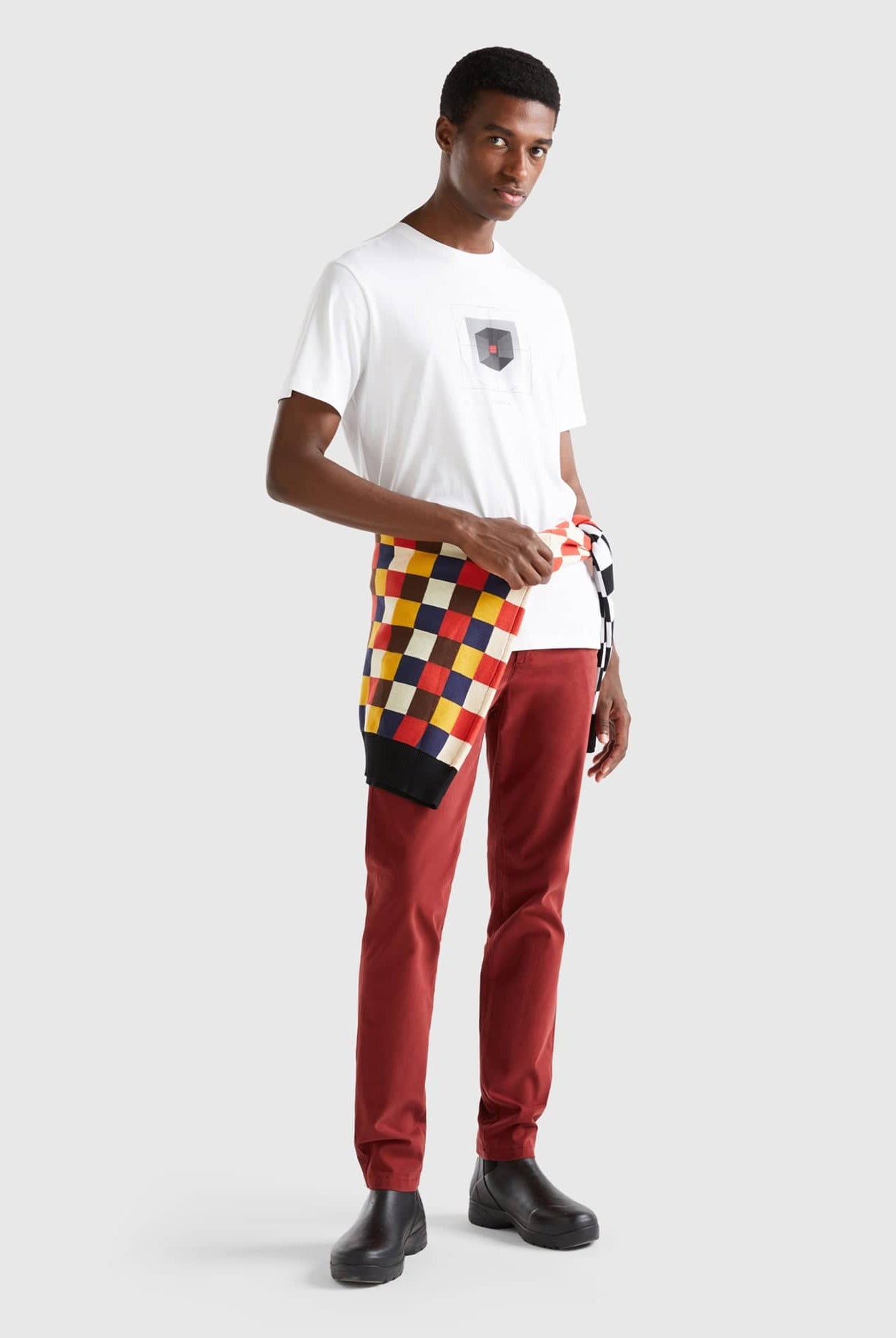 يونايتد كولورز اوف بينيتون تيشيرت قطن 100% مطبوع رجالي