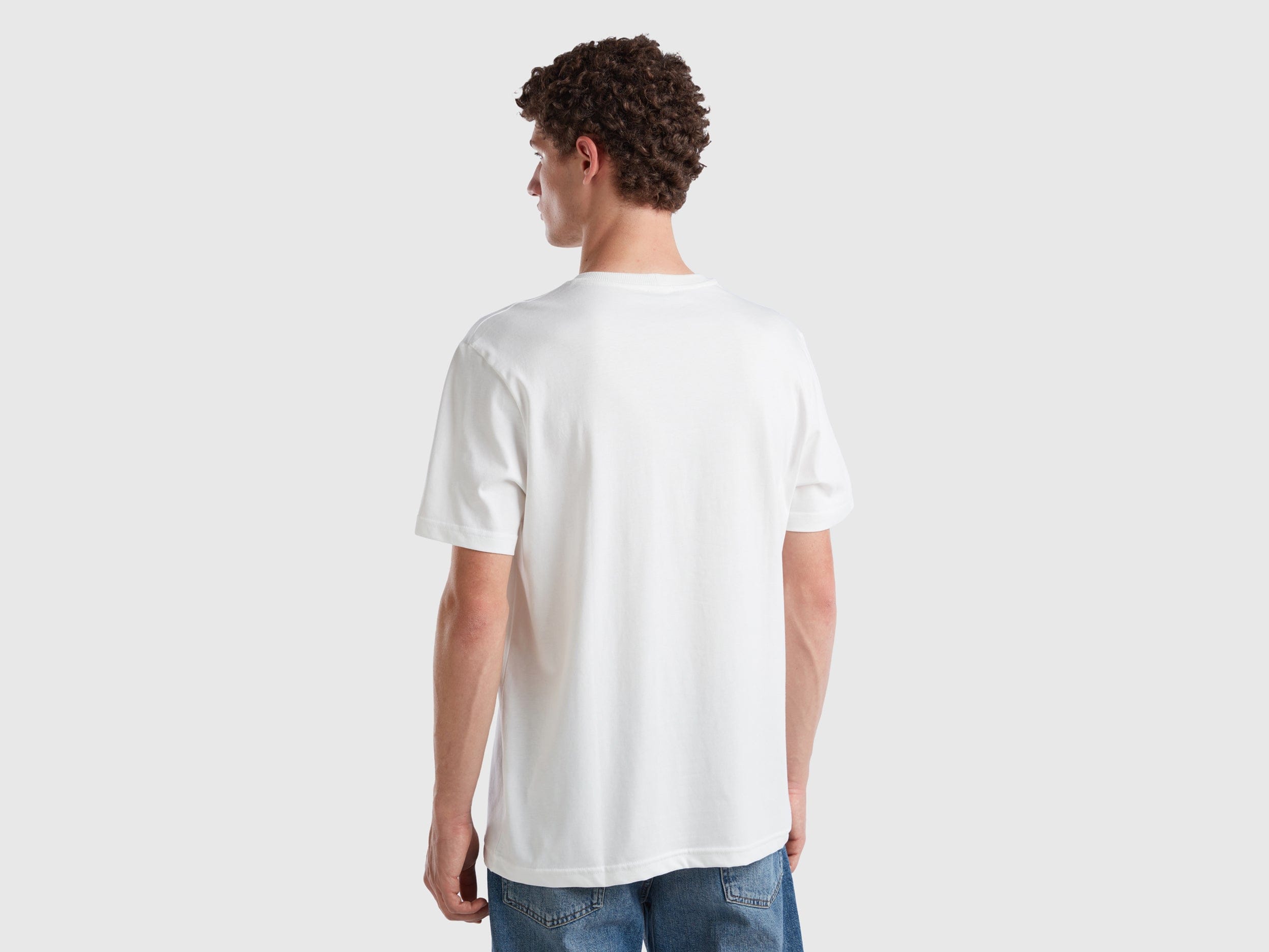 ูููุงูุชุฏ ููููุฑุฒ ุงูู ุจูููุชูู ุชูุดูุฑุช ุฃุฒุฑู ุณู
ุงูู ู
ุน ุจุงุฏุฌ ูุต ูู
ู
ูุงุณุจ ููุฌูุณูู