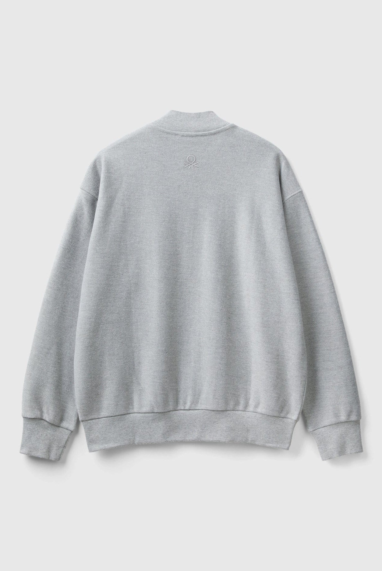 يونايتد كولورز اوف بينيتون سويت شيرت بدون ياقة كم طويل بسحاب رجالي