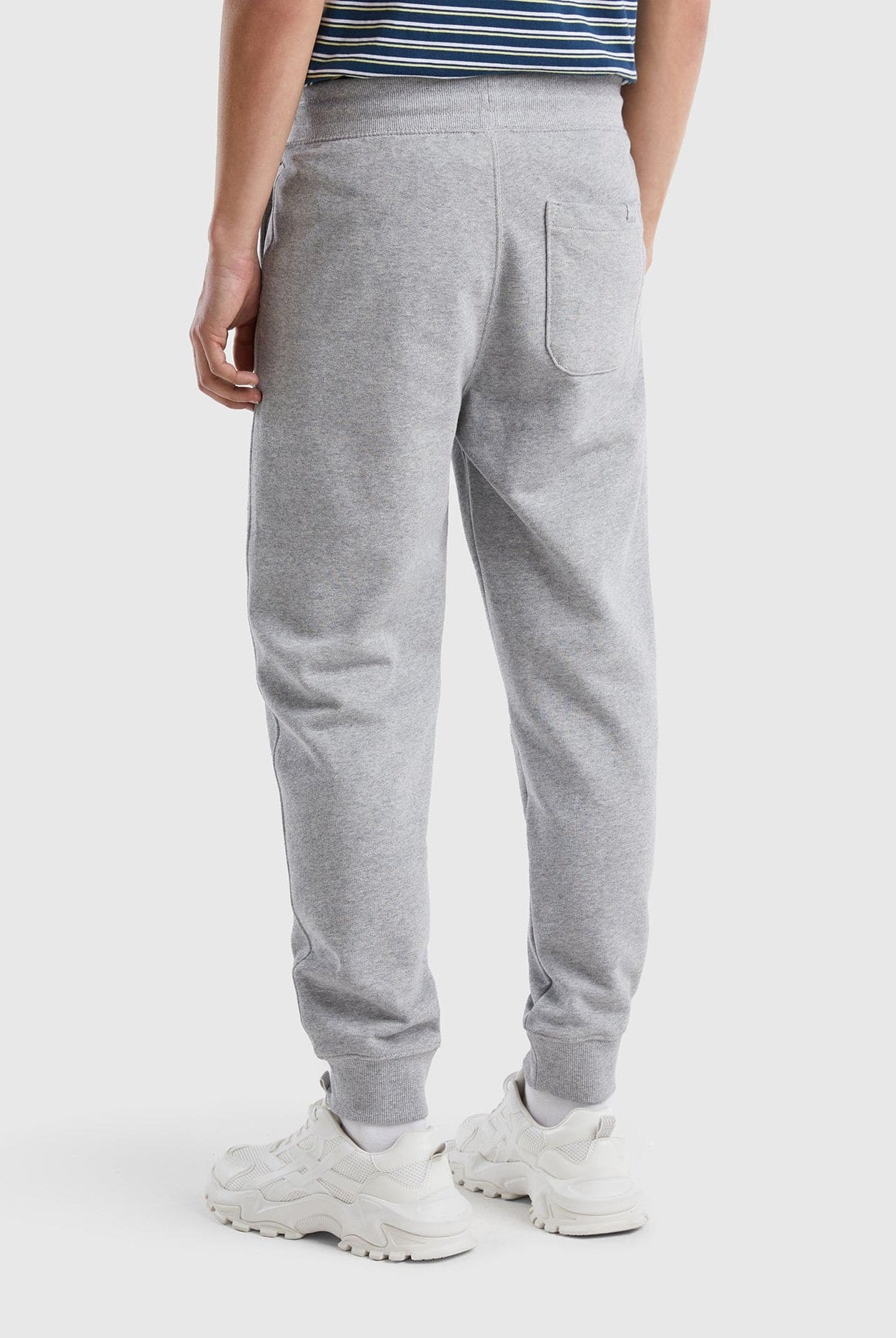 يونايتد كولورز اوف بينيتون بنطلون رياضي قطن بنسبة 100%