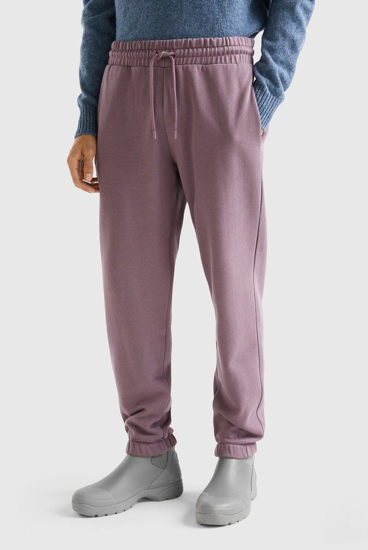 يونايتد كولورز اوف بينيتون بنطلون رياضي سادة برباط رجالي