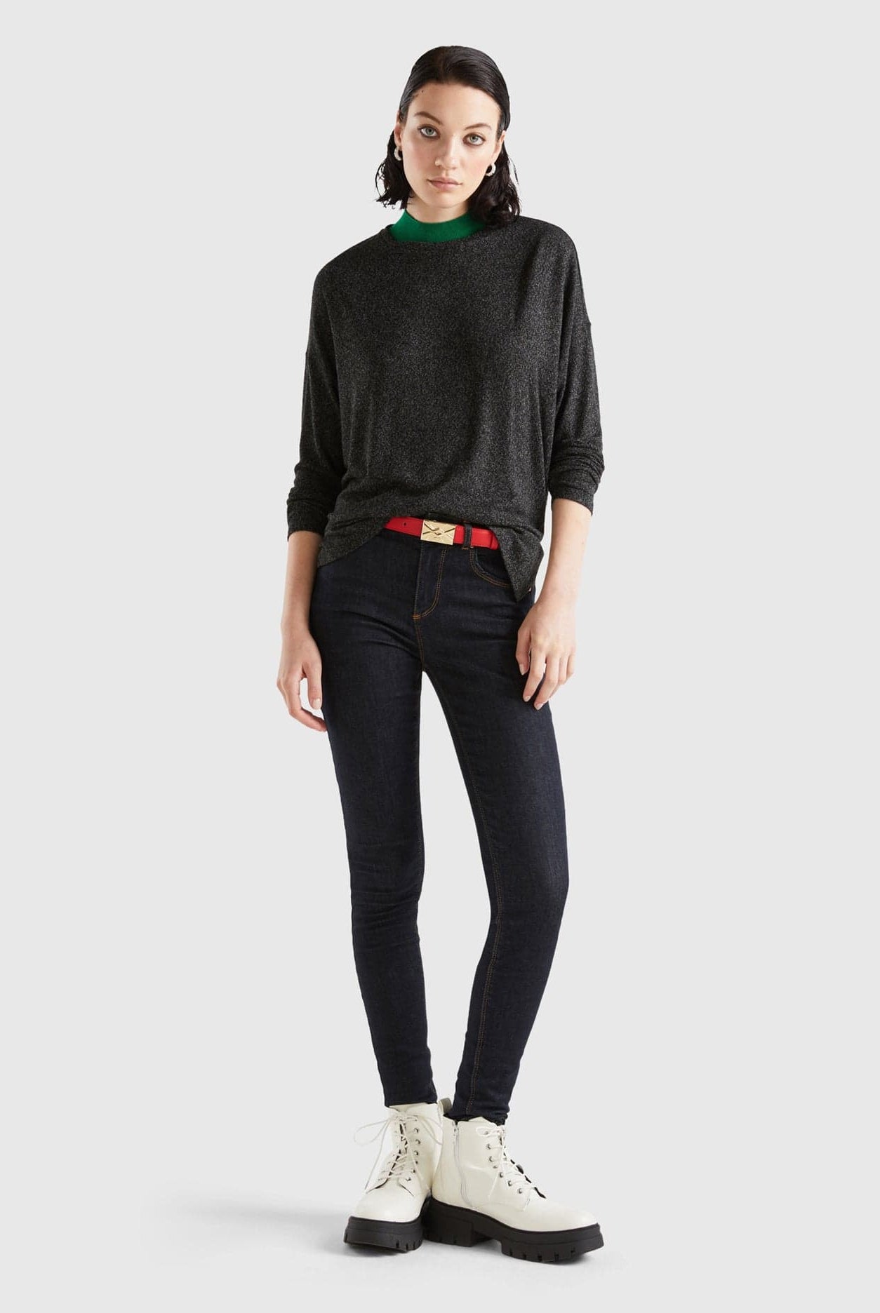 يونايتد كولورز اوف بينيتون تيشيرت نسائي طويل الأكمام من الفيسكوز المطاطي