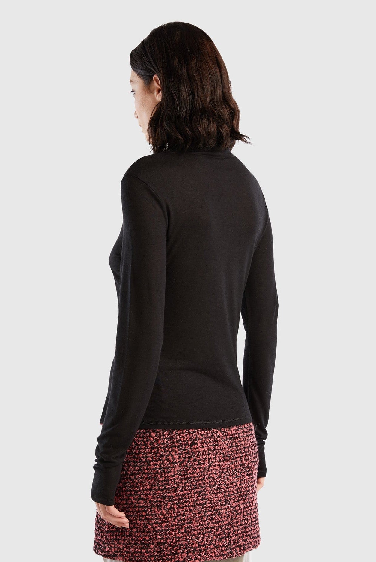 يونايتد كولورز اوف بينيتون تي شيرت من خليط الصوف والفسكوز كم طويل رجالي