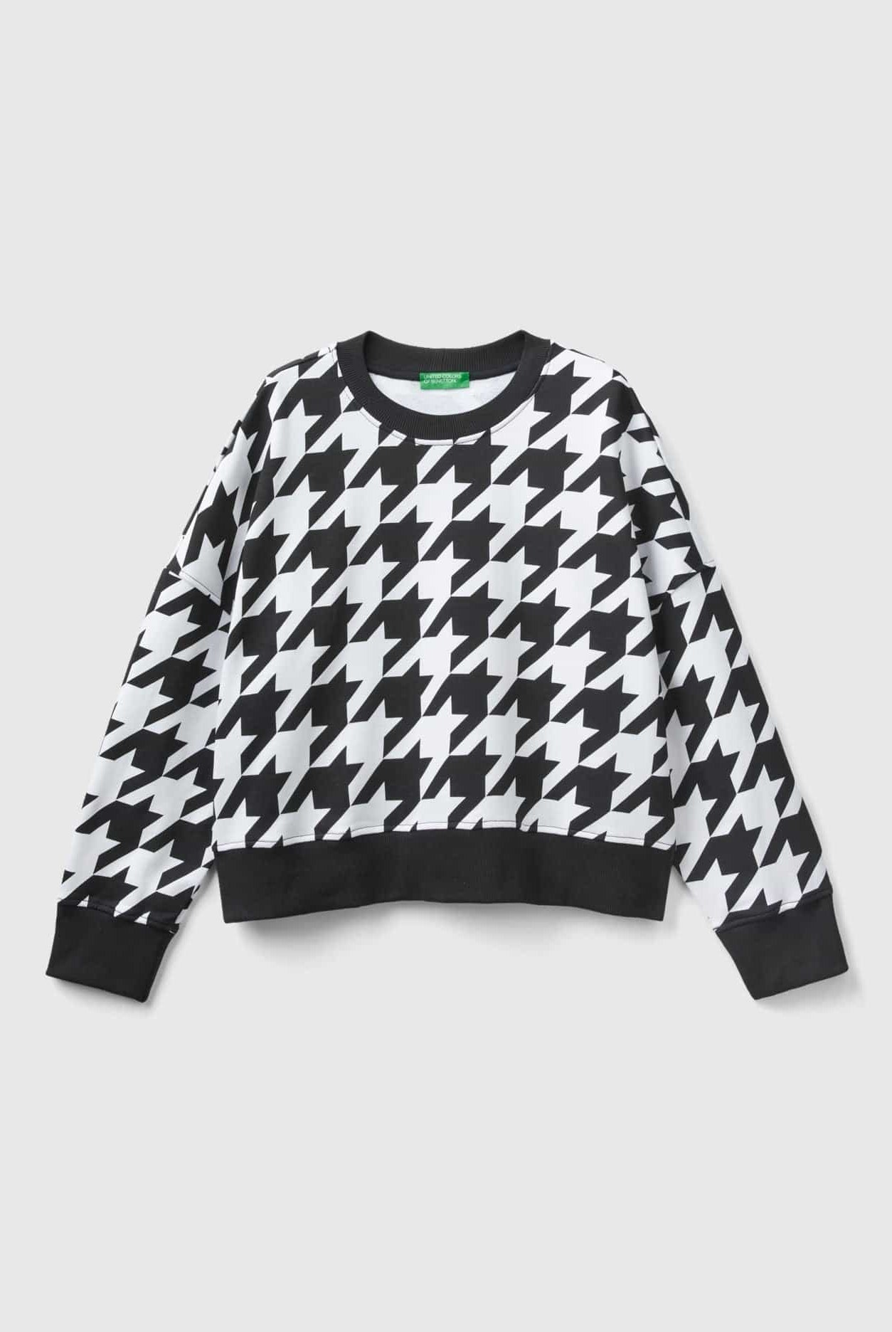 يونايتد كولورز اوف بينيتون سويت شيرت نسائي بنقشة هاوندستوث