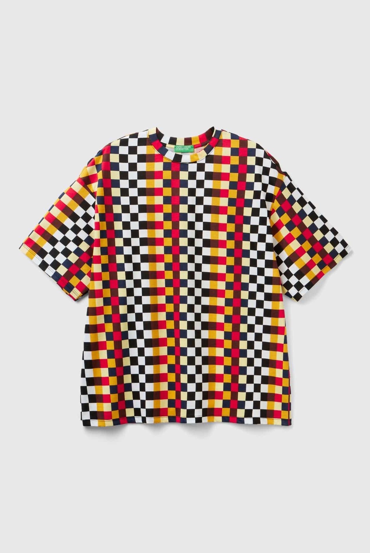 يونايتد كولورز اوف بينيتون تيشيرت بنقشة متعددة الألوان نص كم نسائي