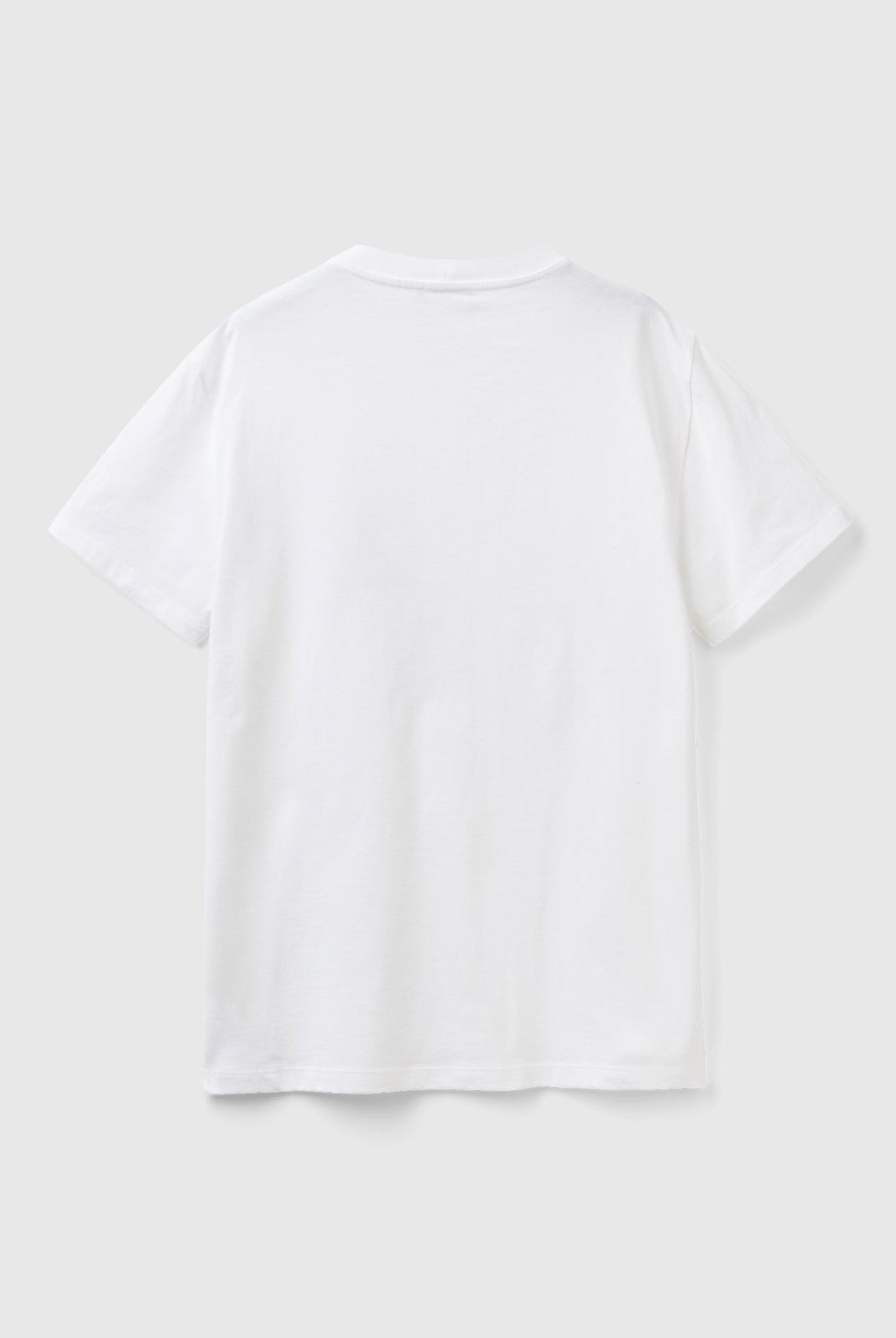 يونايتد كولورز اوف بينيتون تيشيرت شبابي بأكمام قصيرة وطباعة